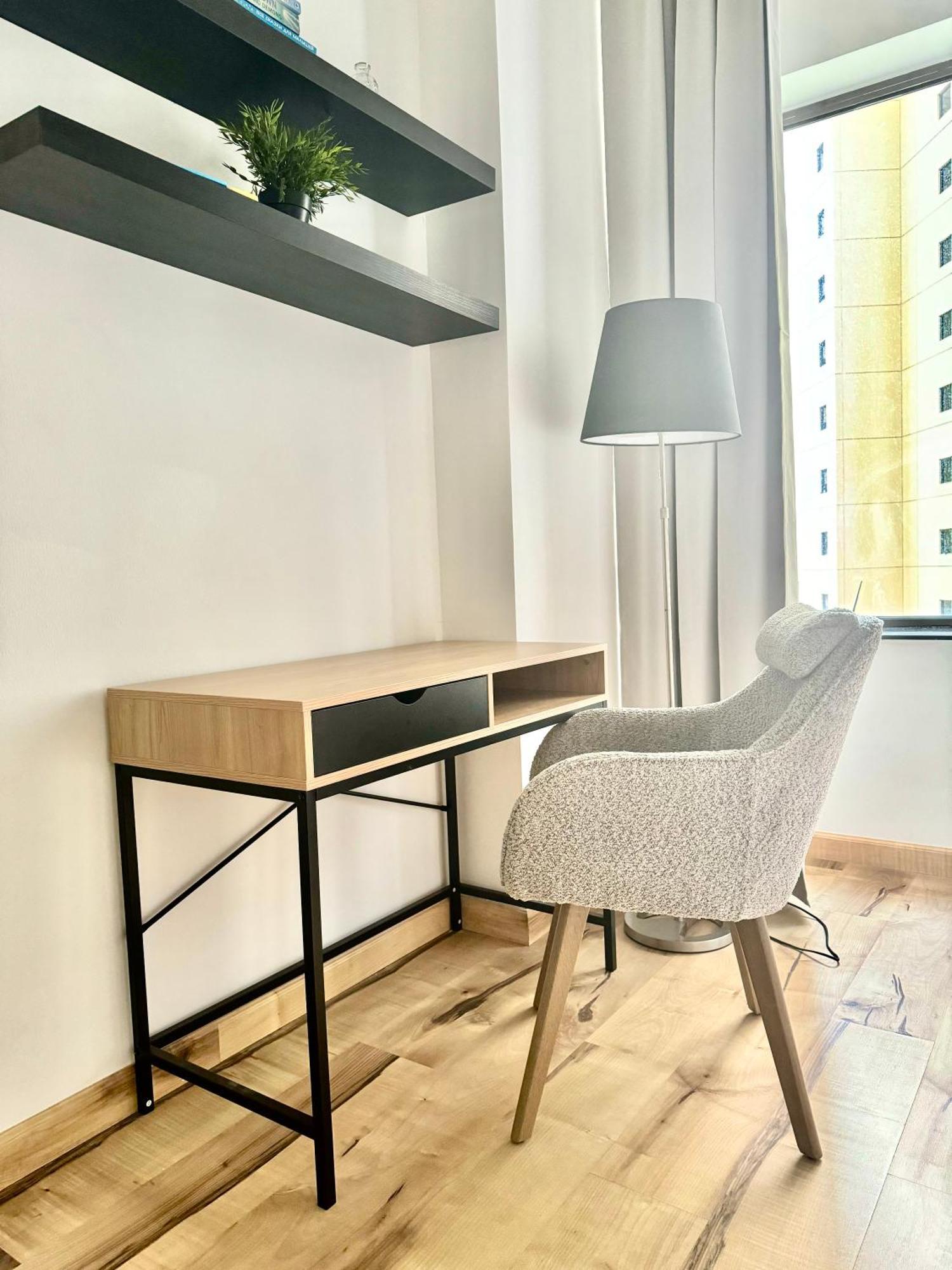 Stylish Beachside 3 Beds In Jbr *