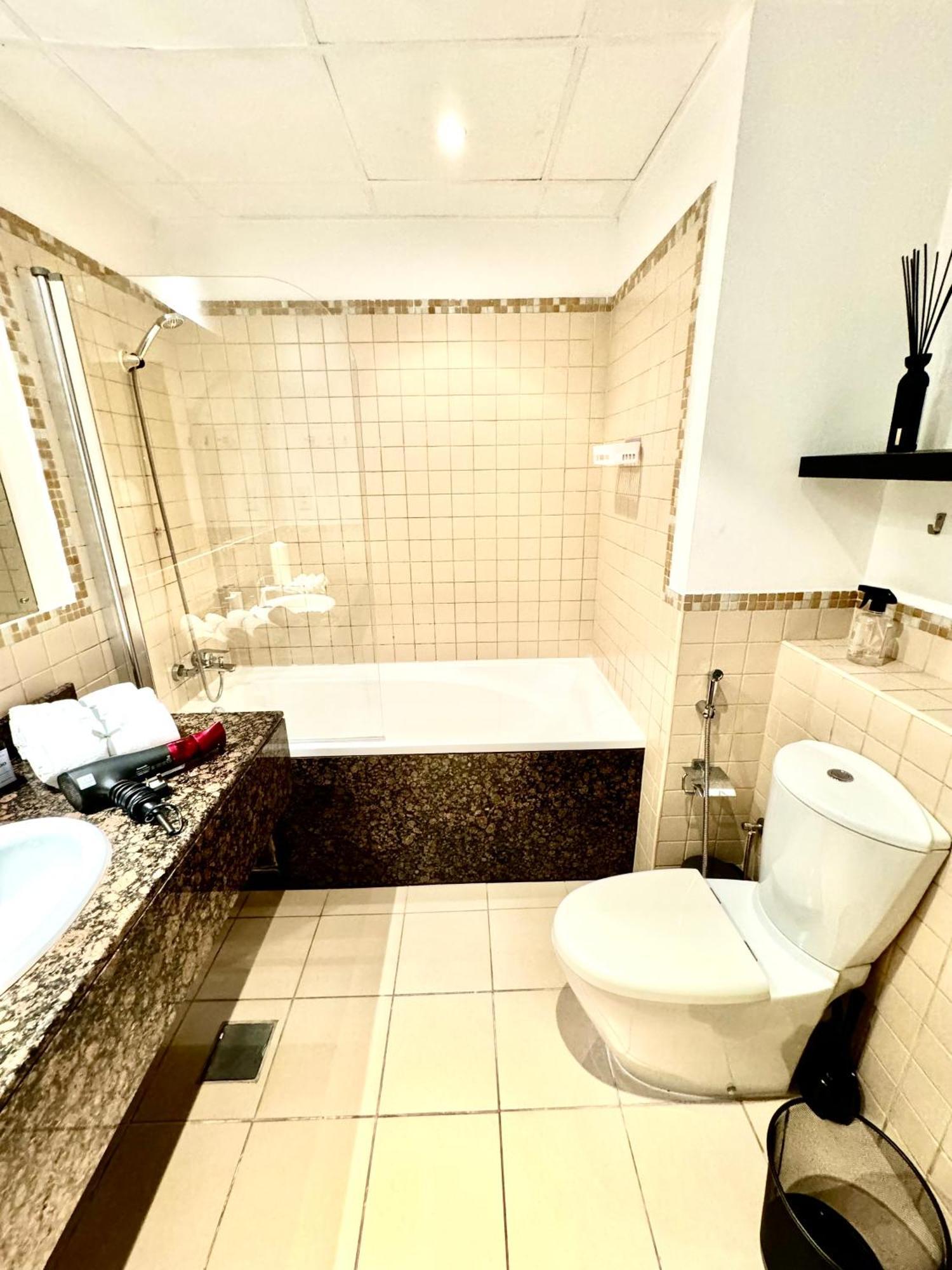 Stylish Beachside 3 Beds In Jbr Dubai