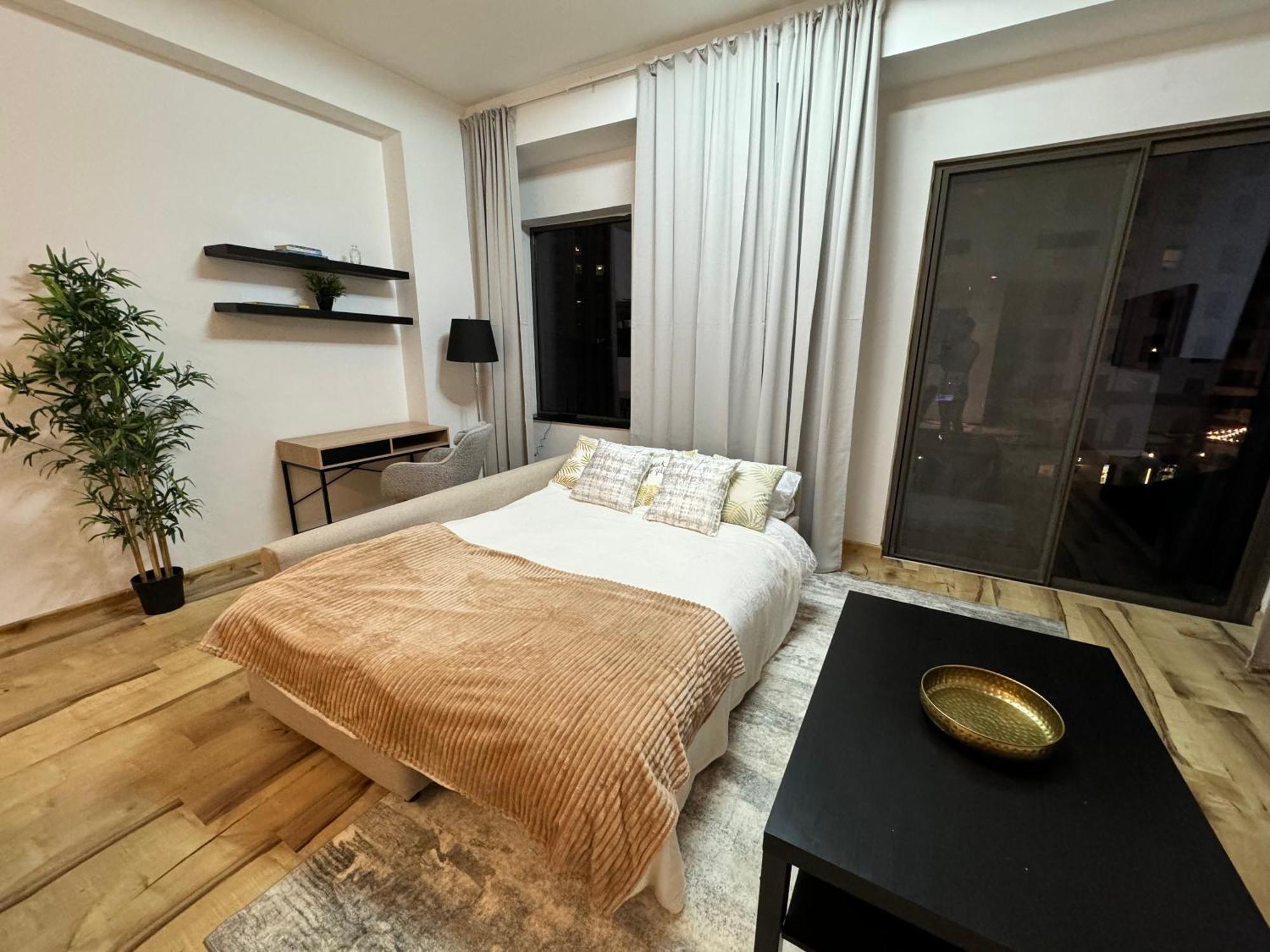Stylish Beachside 3 Beds In Jbr