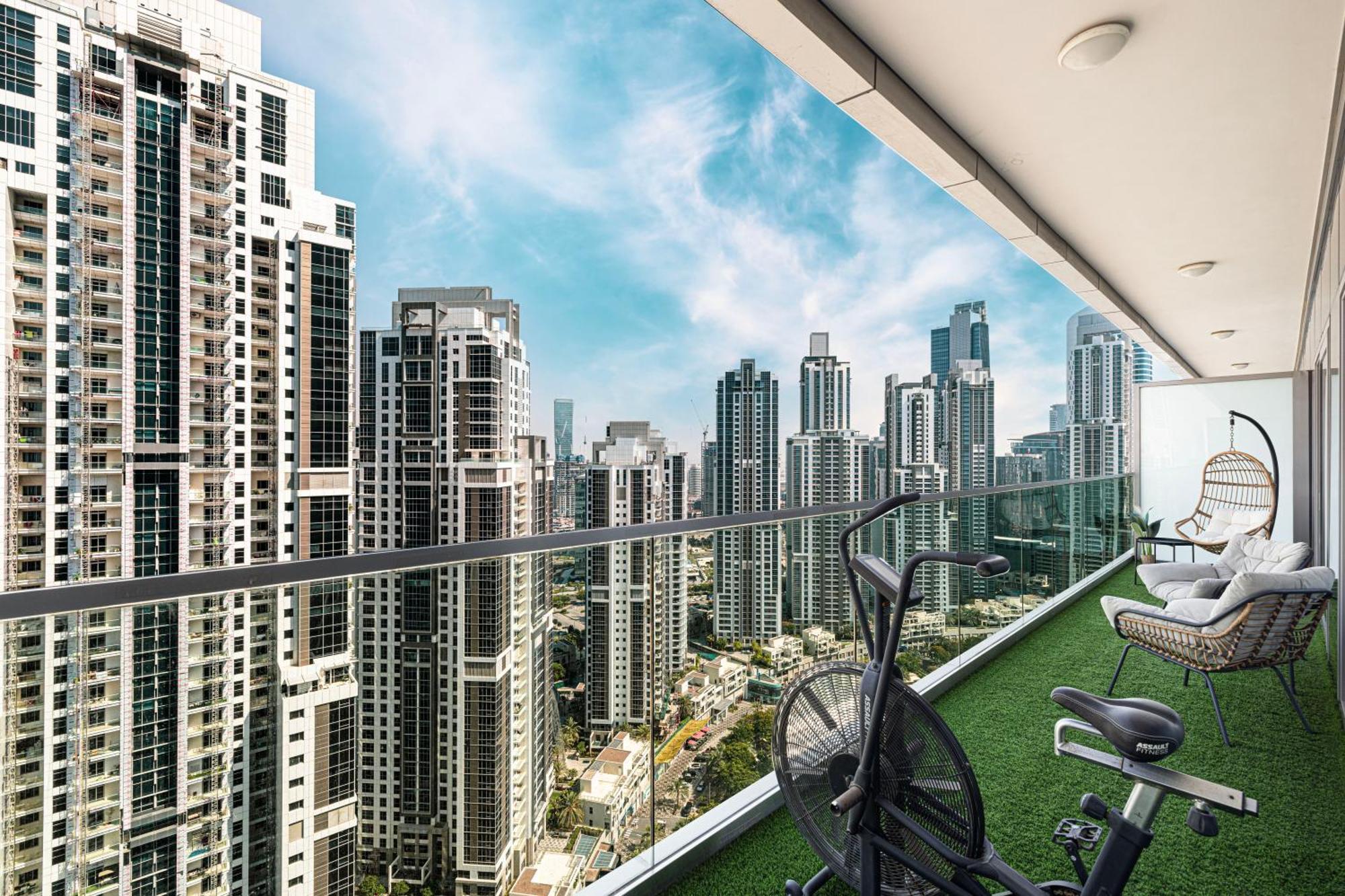 Boulevard 2 Bedroom Family With Burj Khalifa View And Infinity Pool In 64th Floor Downtown Apartamento