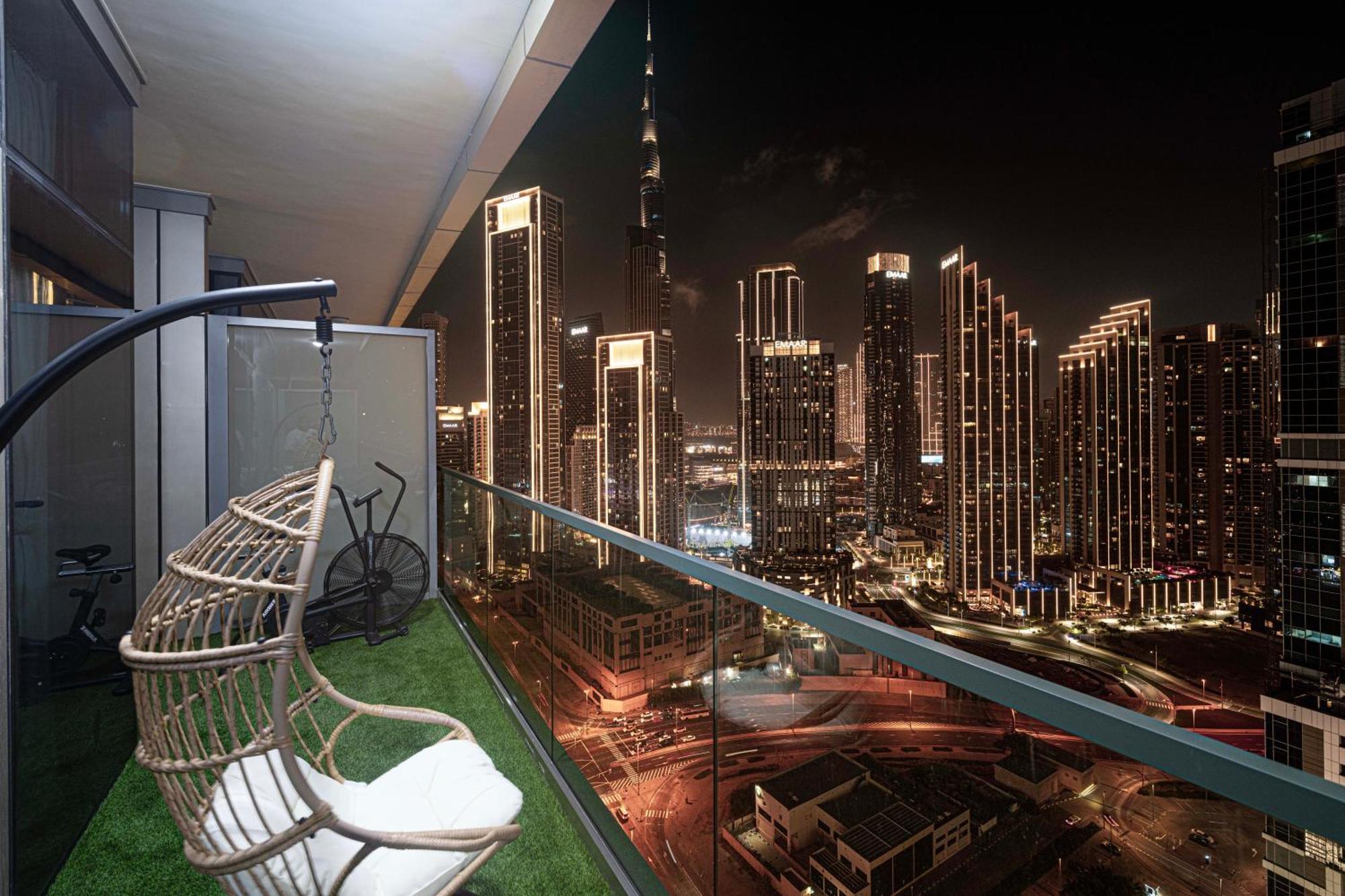 Boulevard 2 Bedroom Family With Burj Khalifa View And Infinity Pool In 64th Floor Downtown
