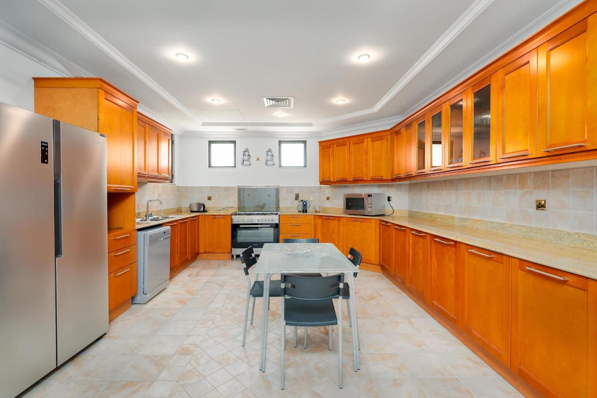 Vakantiehuis Palm Jumeirah - 4br - Private Beach - Cityapartmentstay *