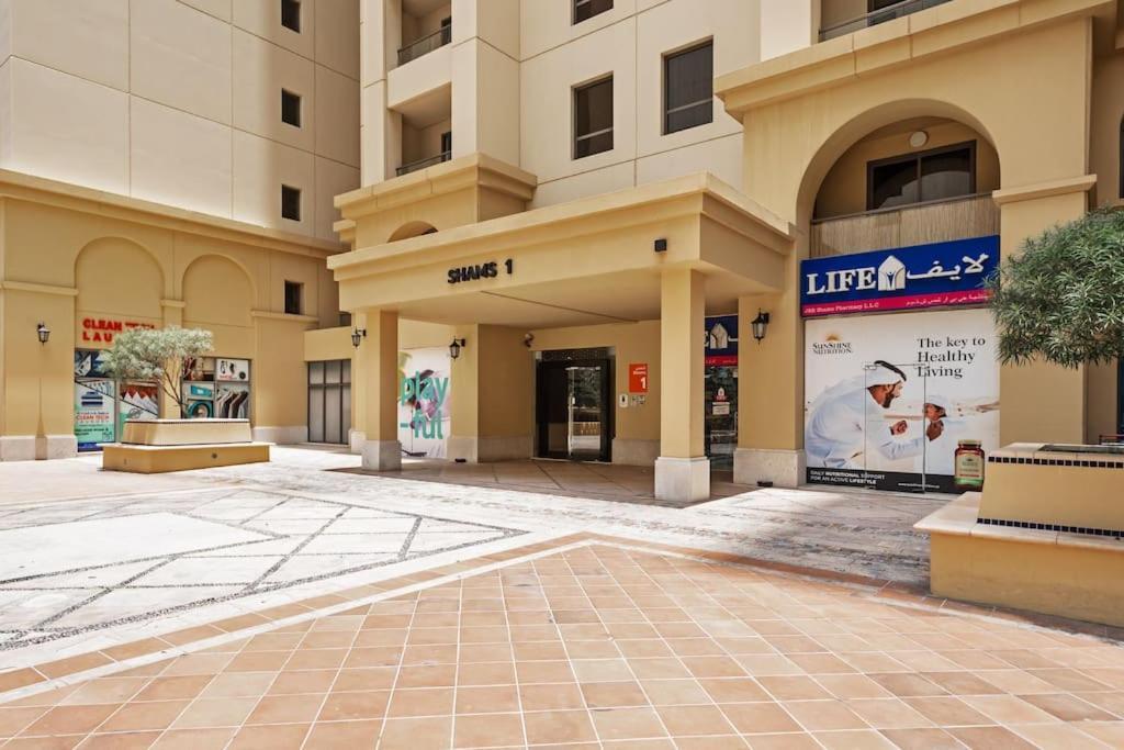 Appartement Luxury 1 Bedroom In Jbr With Access Dubai