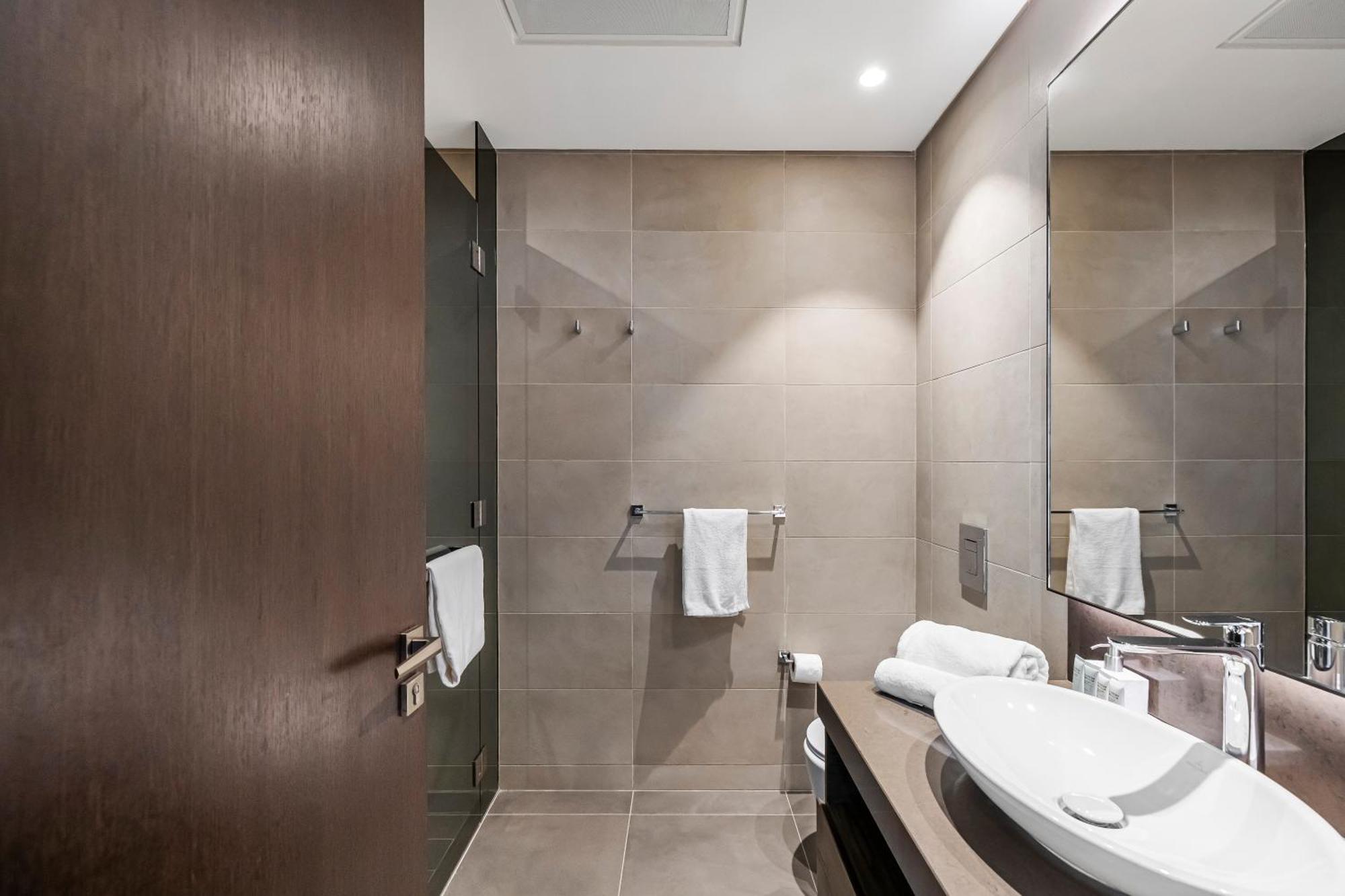 Fantastic 2beds High Floor Marina Gate 3 Apartamento Dubái
