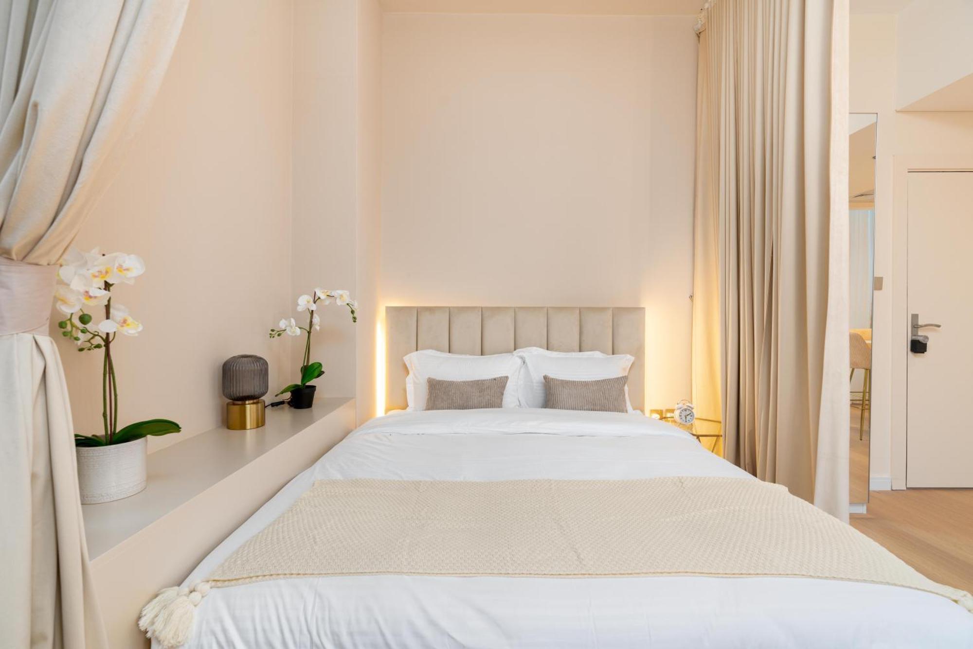 Upgraded Designer-crafted In Jvc With Massive Terrace * Dubaï