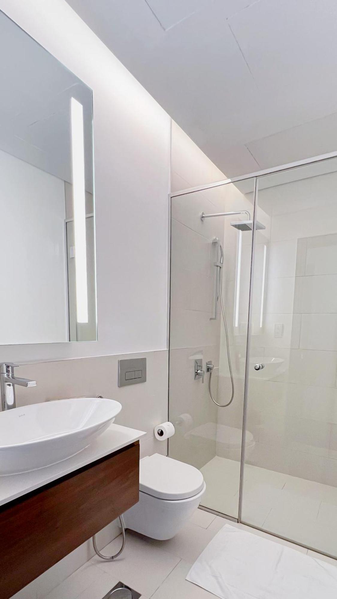 Appartement Airstay - Walk - Luxurious 2br Guest - Monthly Offer Available *