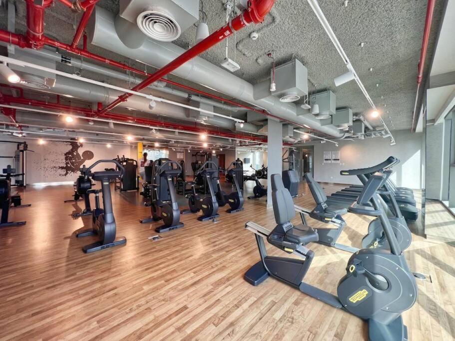 Luxury And Elegant 2br With Burj Khalifa View *