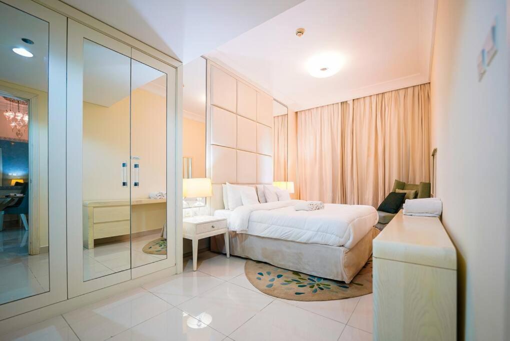 Appartement Luxurious Stay, Downtown, The Signature, Mall Street