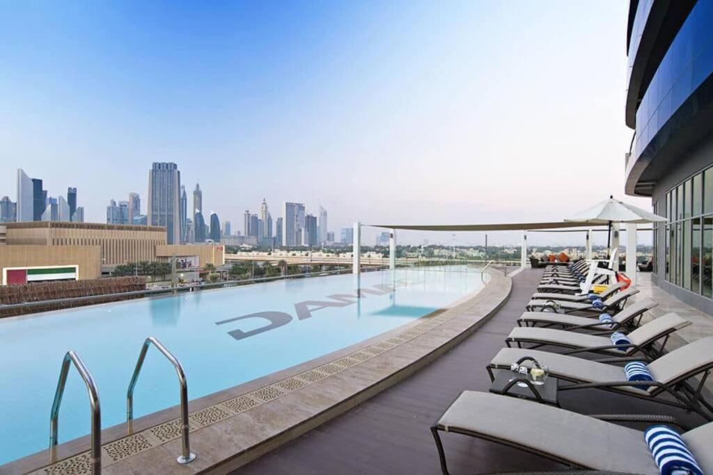 Luxurious Stay, Downtown, The Signature, Mall Street Appartement