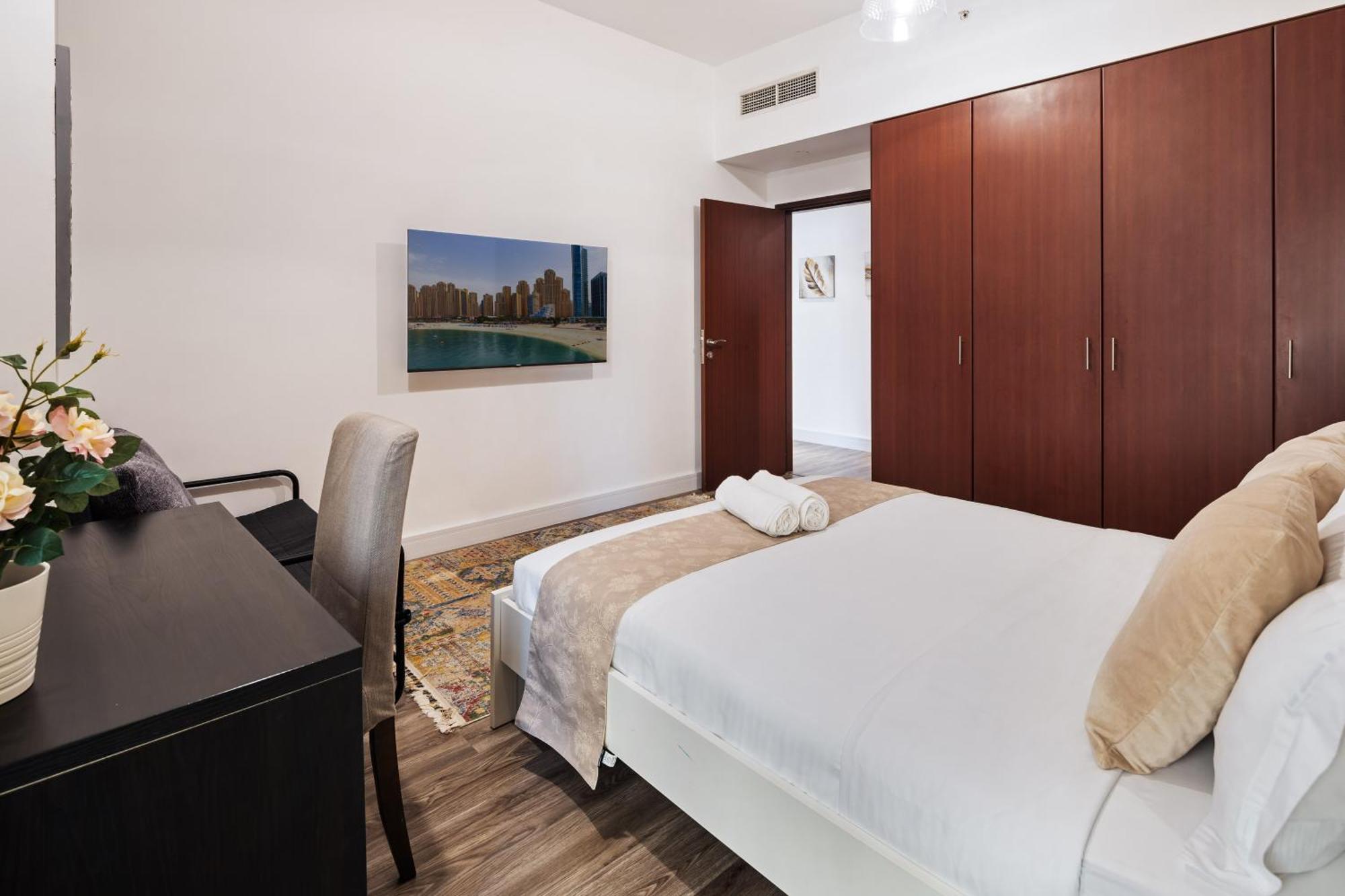 La Buena Vida Homes Apartemen *