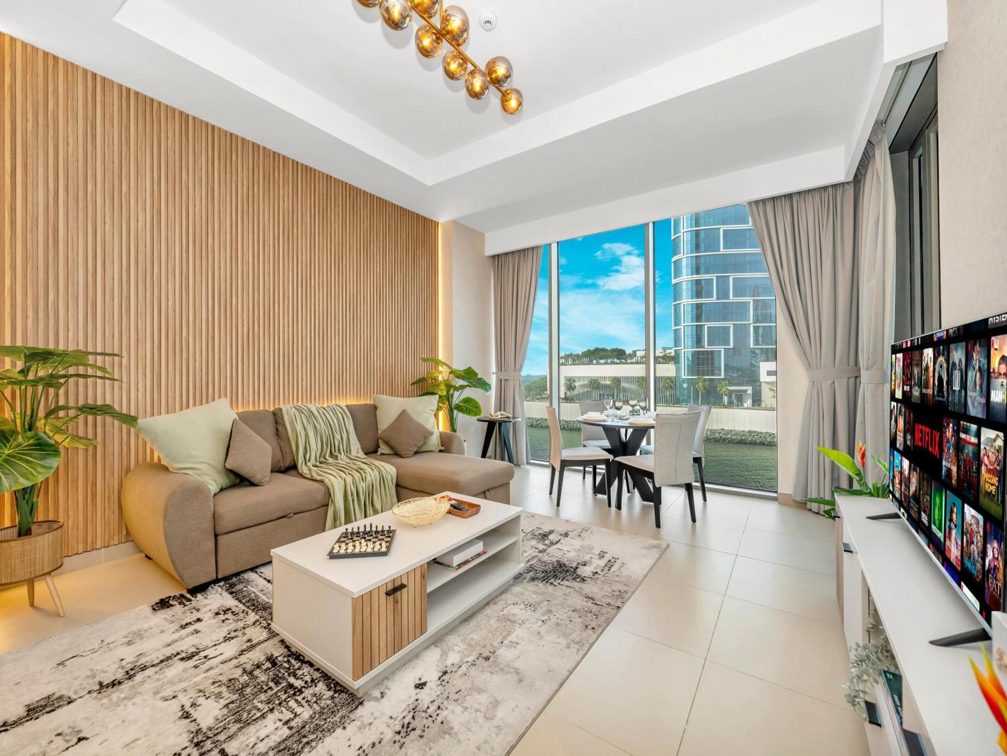 Luxurious 1bhk With Marina Waterfront & Eye Views In Jbr, Marina Appartement