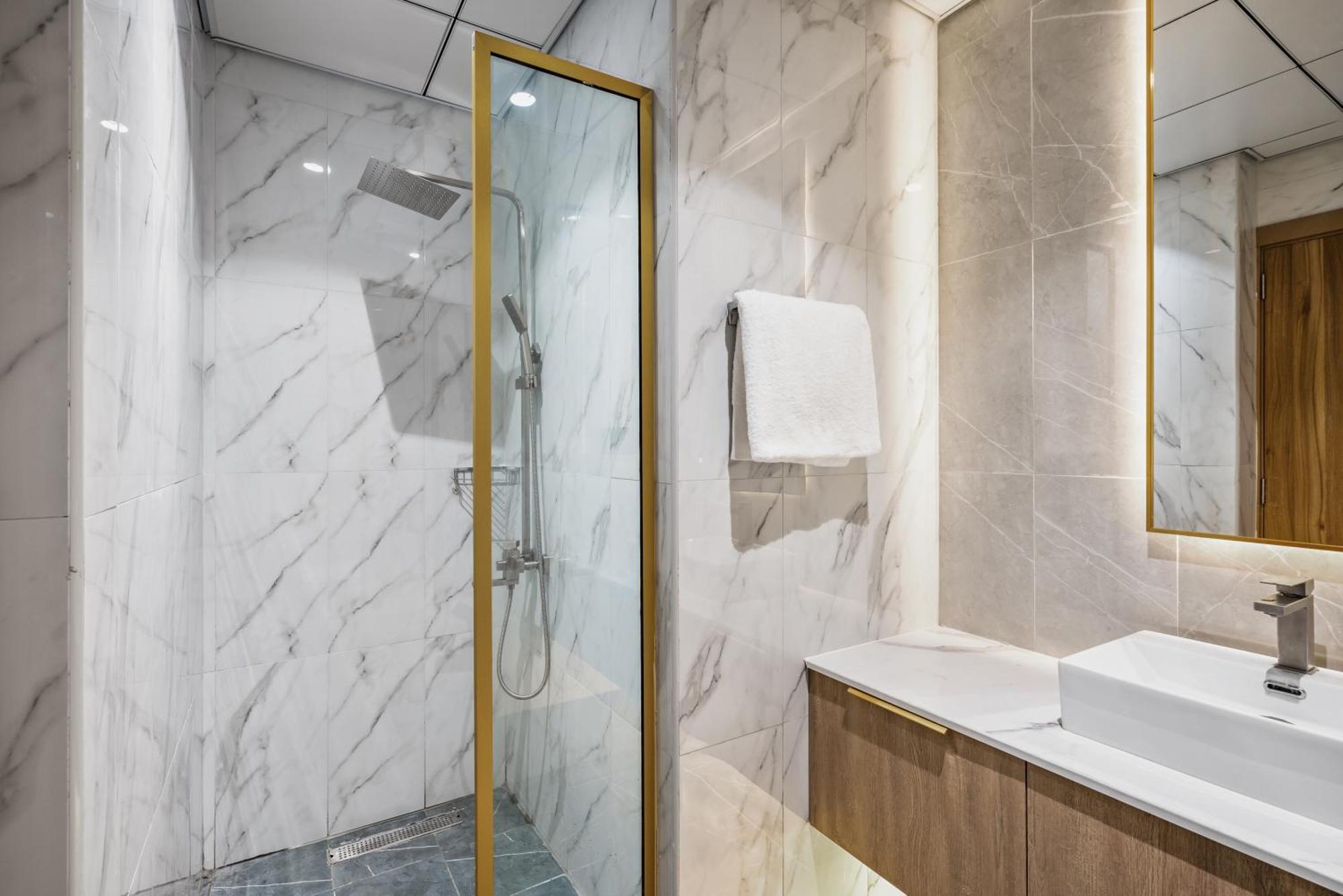 Spacious With Dubailand Charm Apartment *