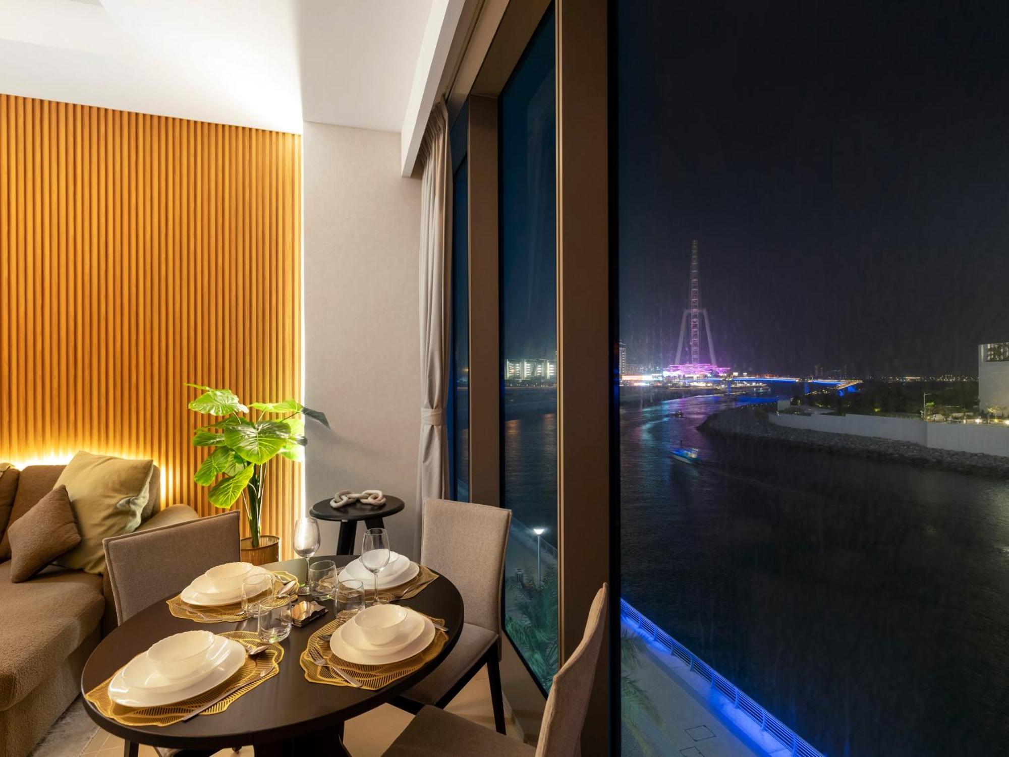 Luxurious 1bhk With Marina Waterfront & Eye Views In Jbr, Marina Appartement