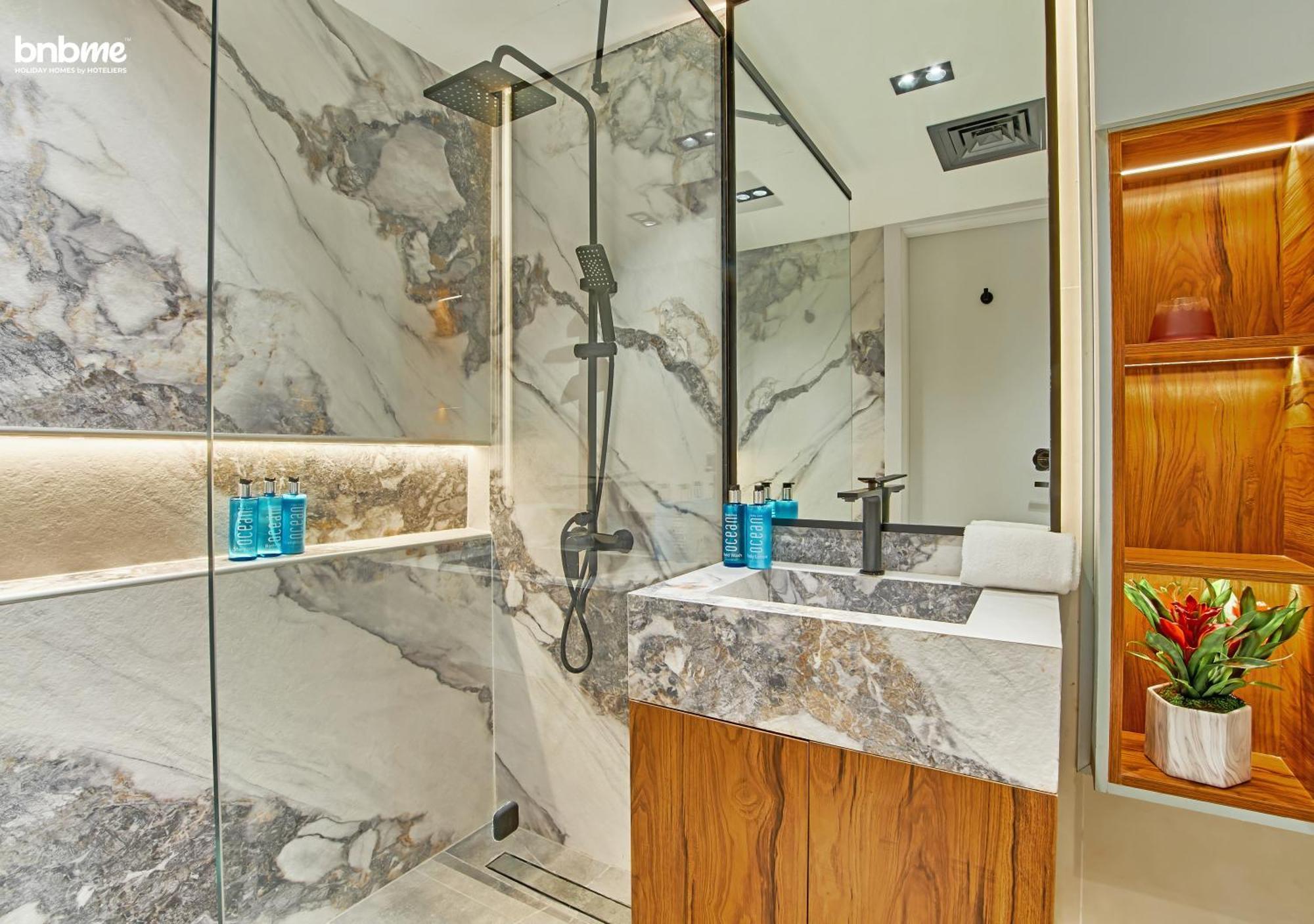 Bnbmehomes - Silverene Tower Appartement