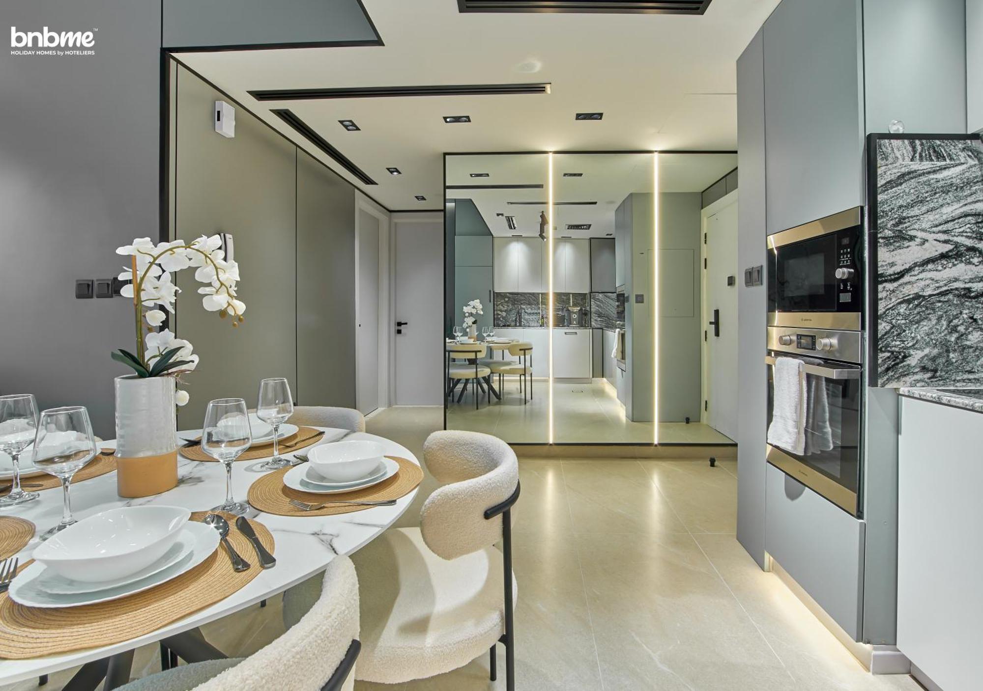 Bnbmehomes - Silverene Tower Appartement Dubaï