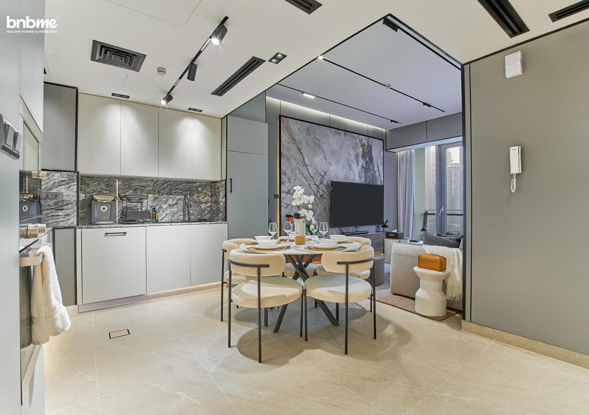Bnbmehomes - Silverene Tower Appartement *
