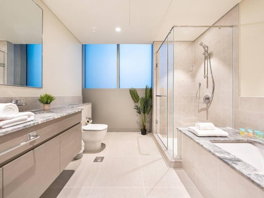 Panoramic Full Fountain,opera& Burj Sky View 4br Apartamento *