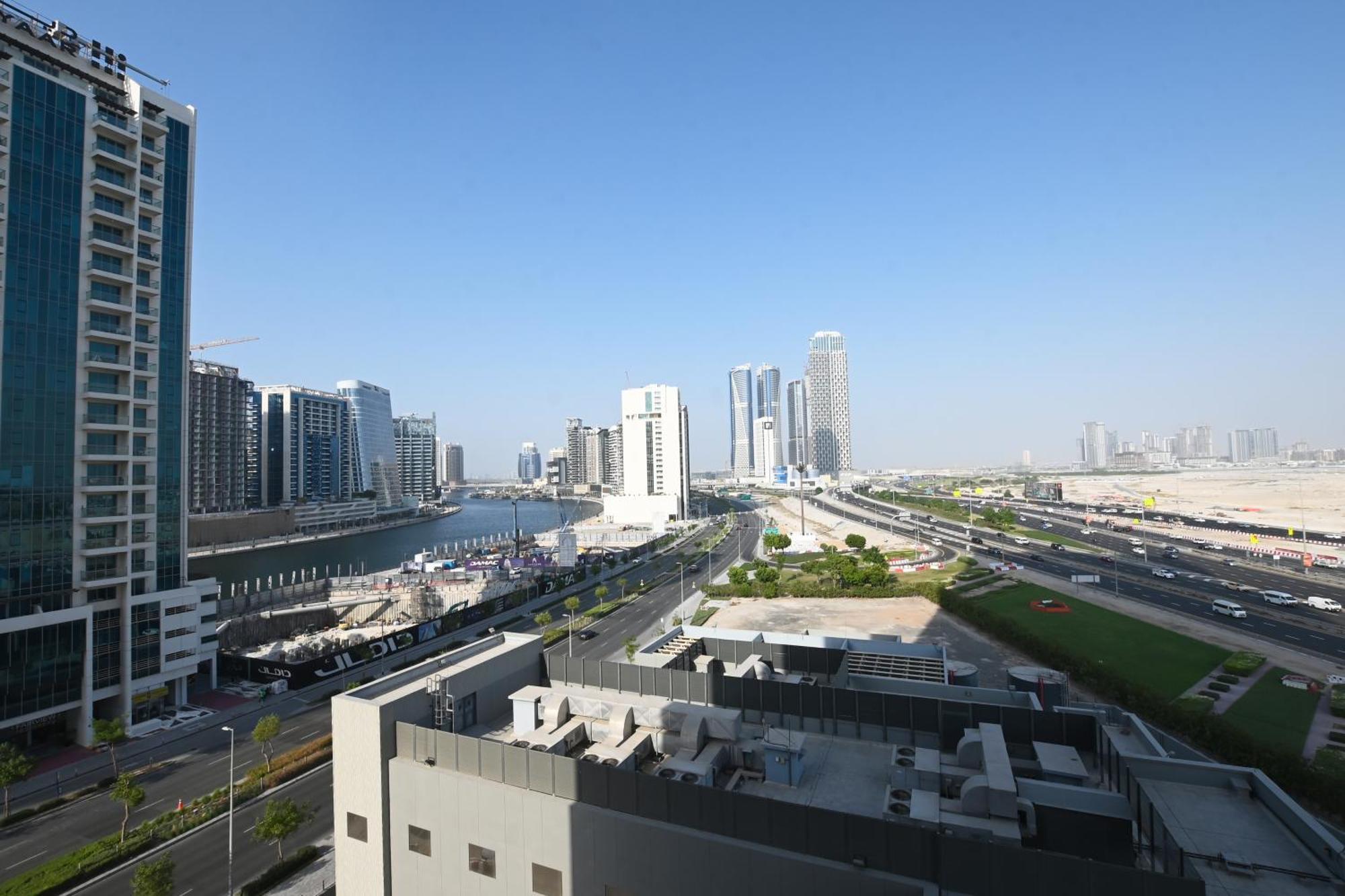 Apartamento Brown Stone - Bayz & Burj Khalifa View *