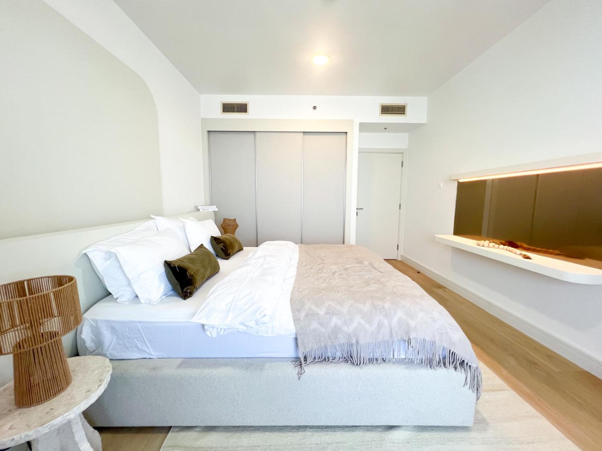 Stunning 2br In Marina With Amazing Views Appartement Dubaï