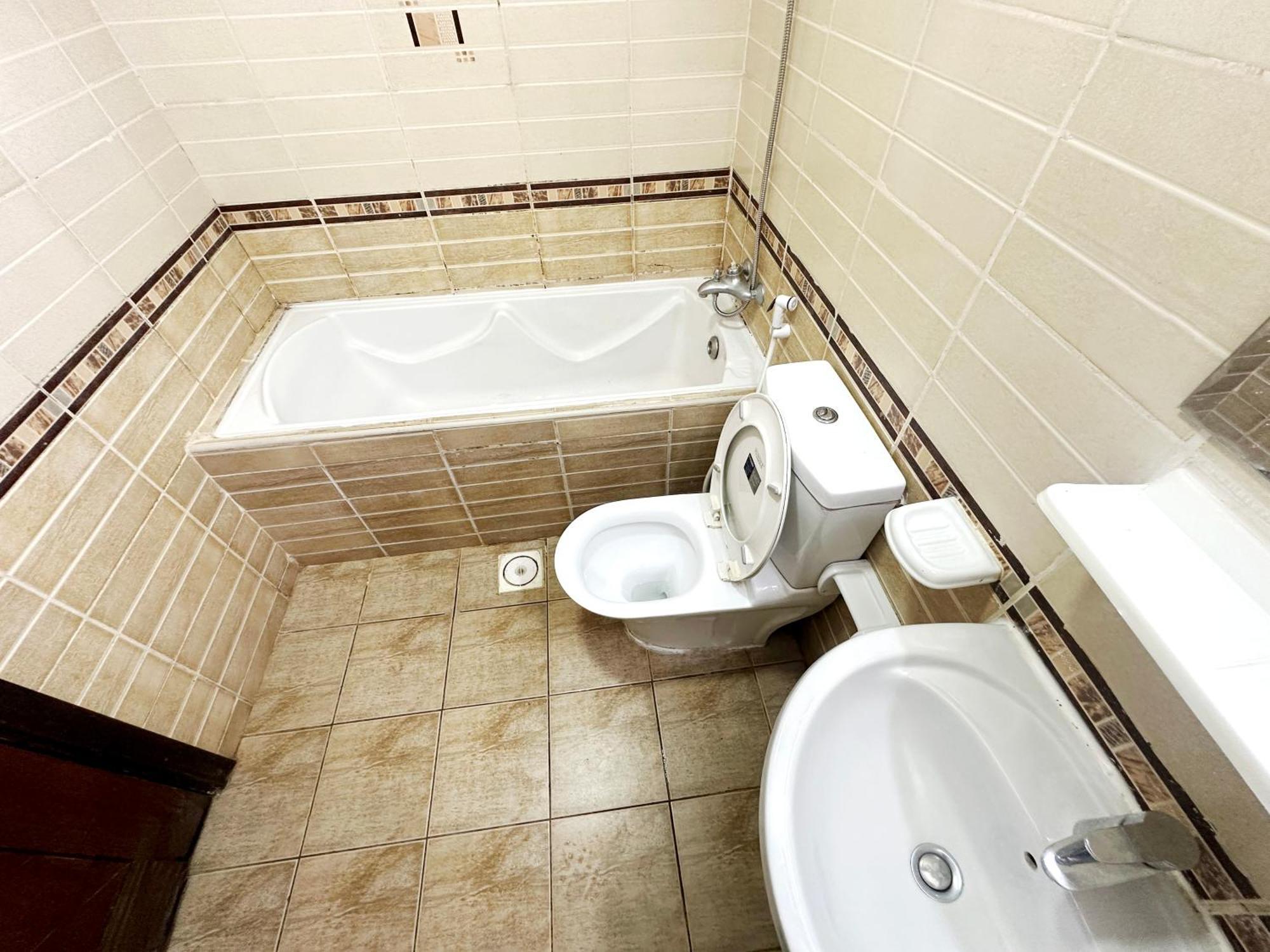 Nomad Partition In Barsha Heights 3 Mins To Icm Metro Dubai