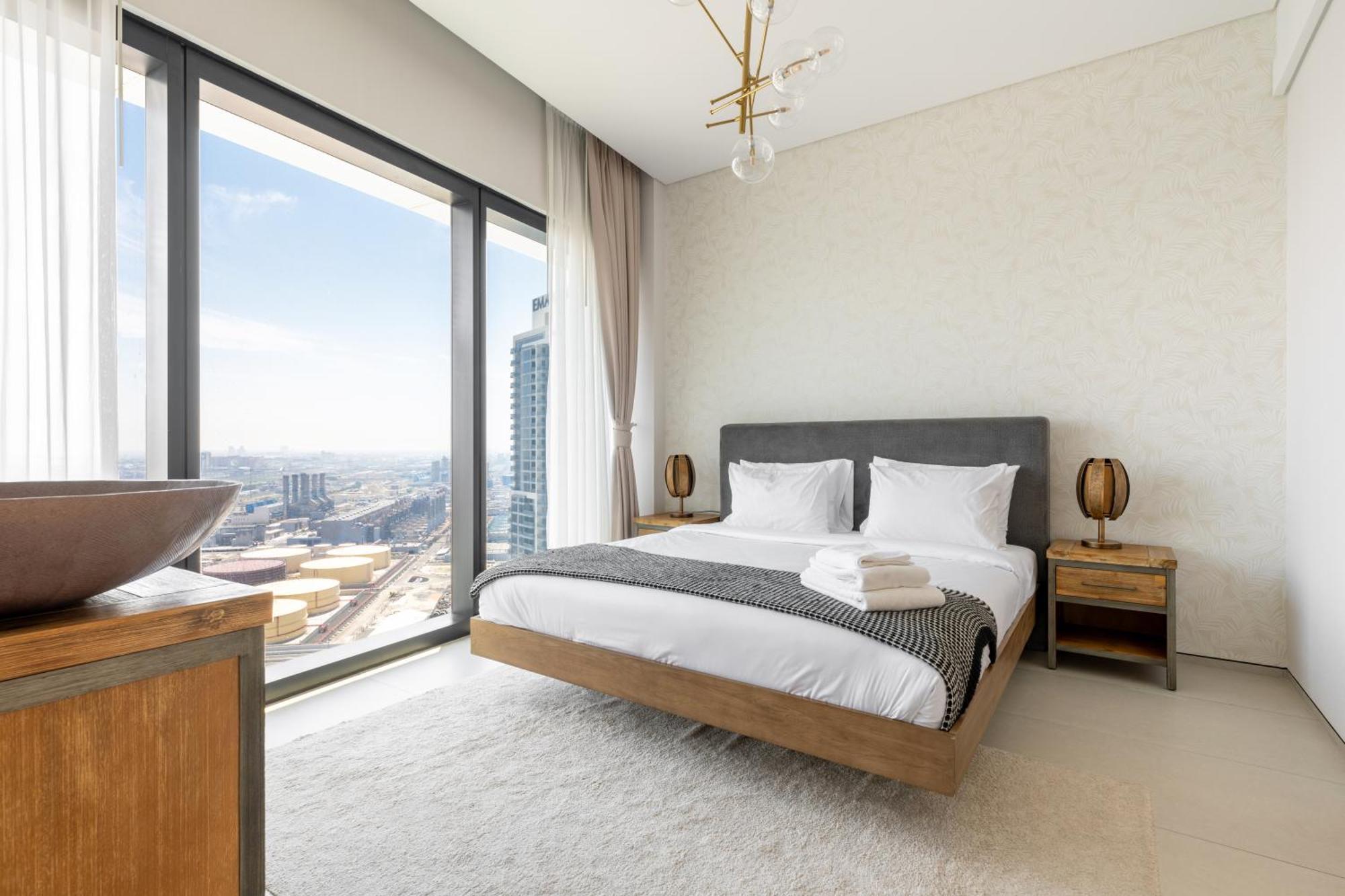Jumeirah Gate Tower Jbr 1br