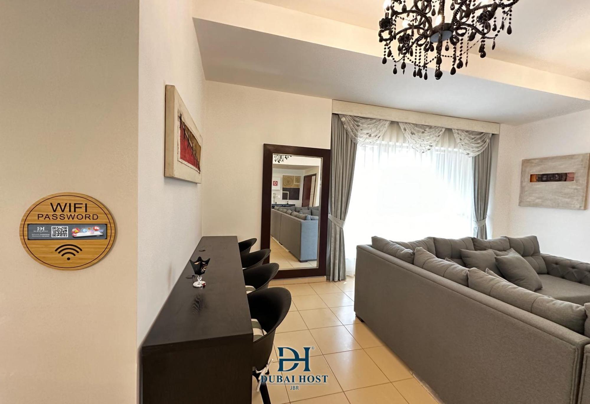 Hostal Host - Beach Jbr