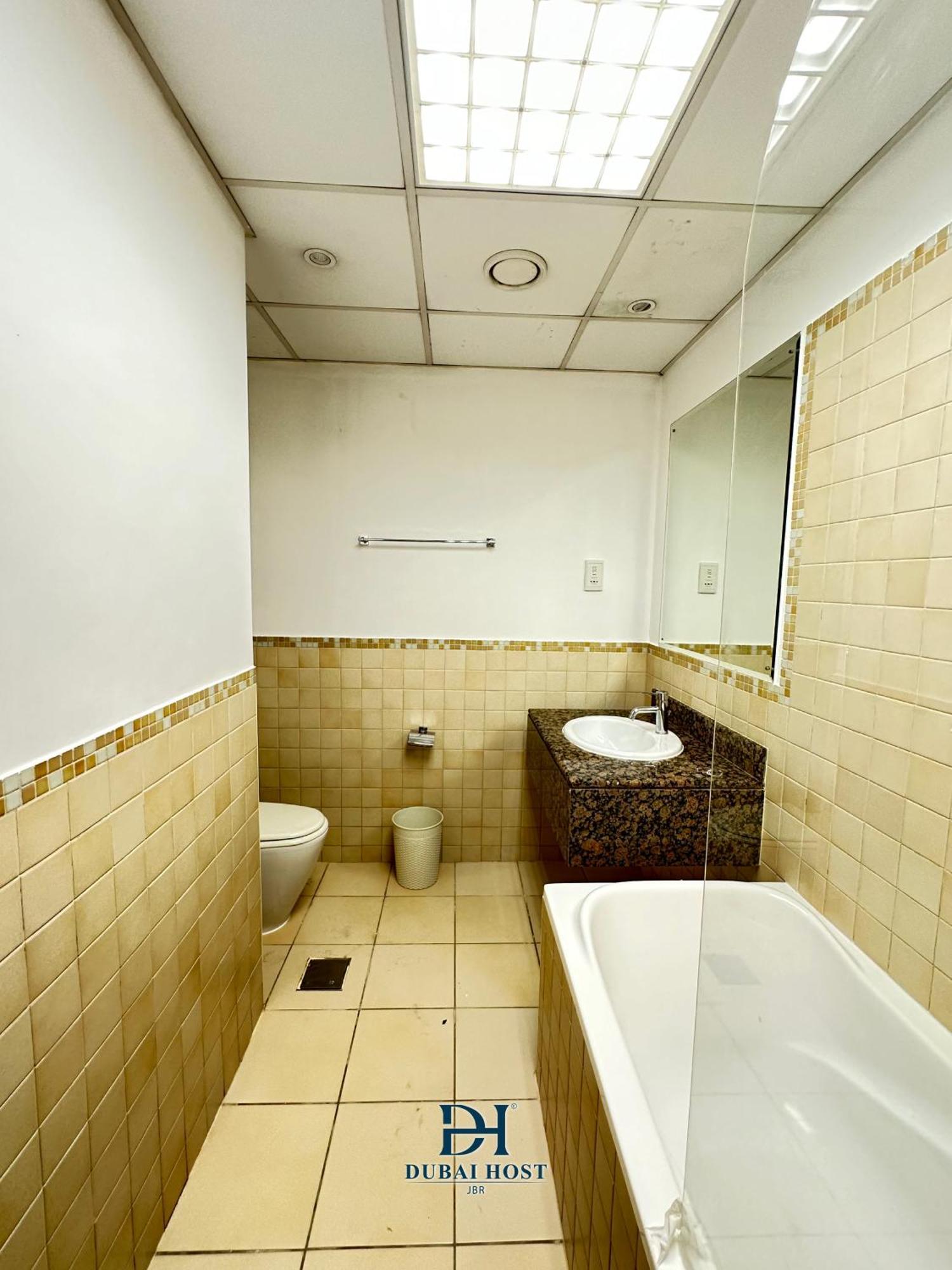 Host - Beach Jbr Hostal Dubái