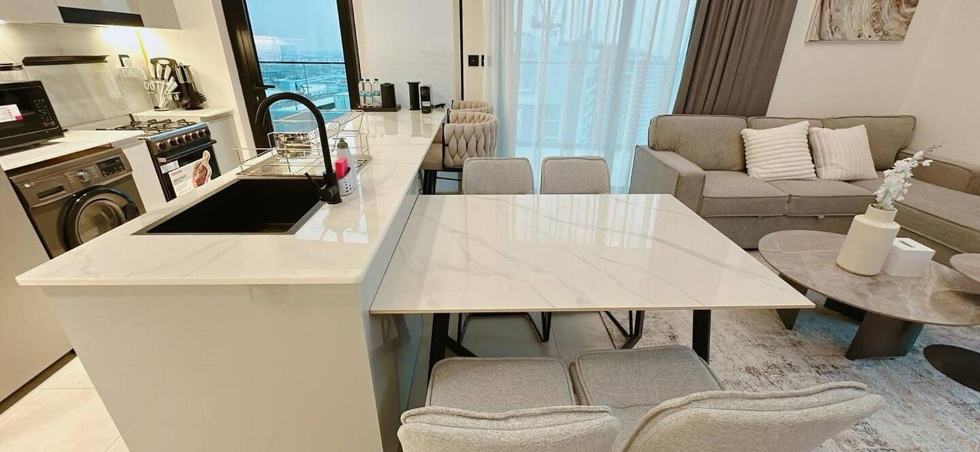 Apartment Premium 2Br Apt With Burj Khalifa View