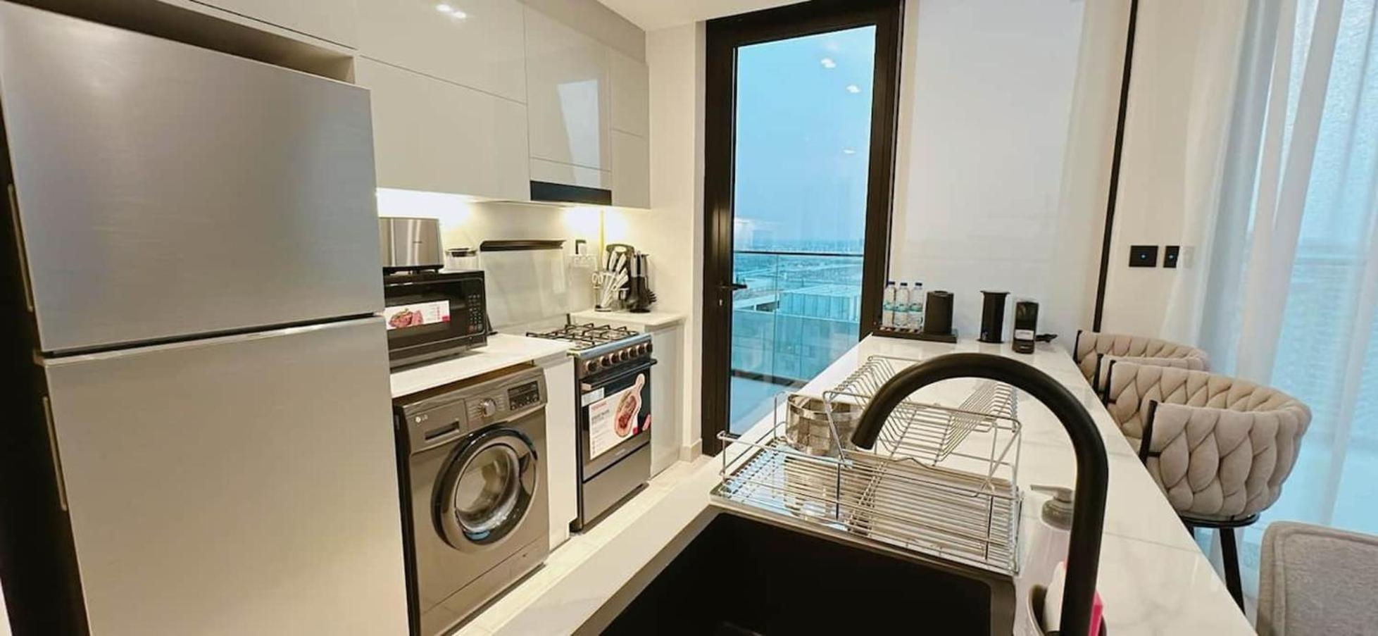 Premium 2Br Apt With Burj Khalifa View Apartment