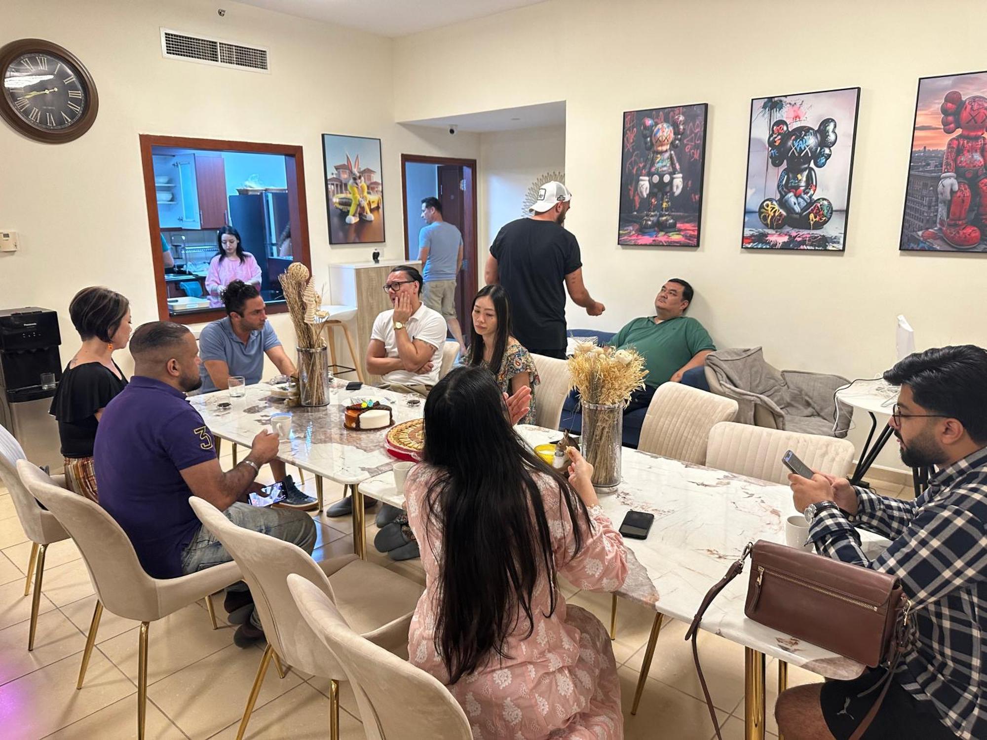 Hostal Happy Dom - Jbr - *