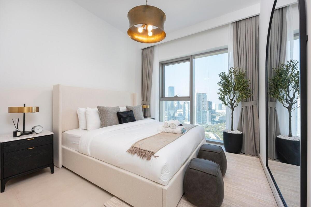 Stylish 1br In Downtown Views, Near To Burj Khalifa & Mall Apartment *
