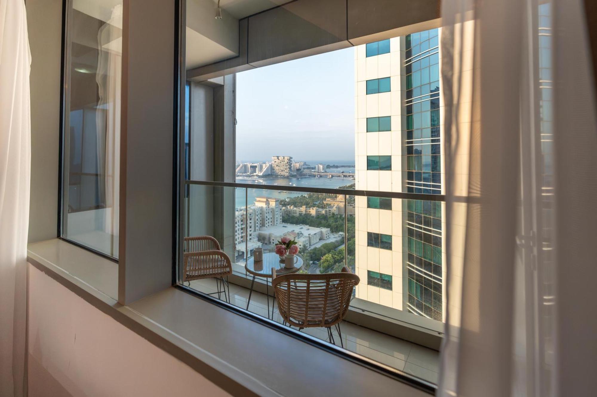 Ultimate Spacious 1br Sea View Great Location In Marina Appartamento
