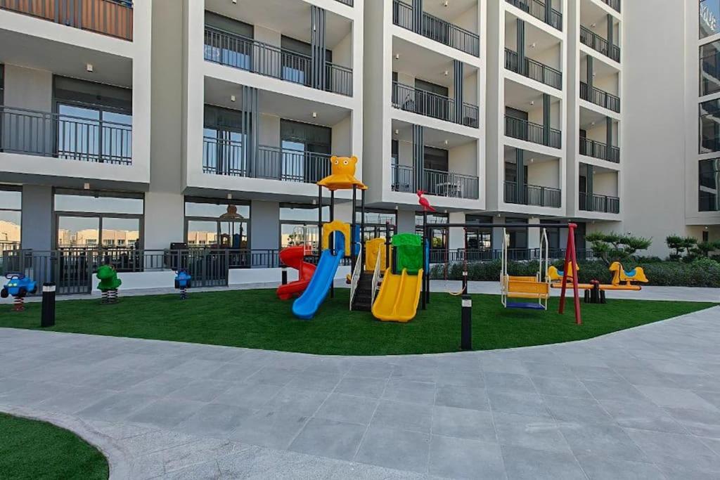 Apartment Location And Work And Chill Near Miracle Garden Dubai