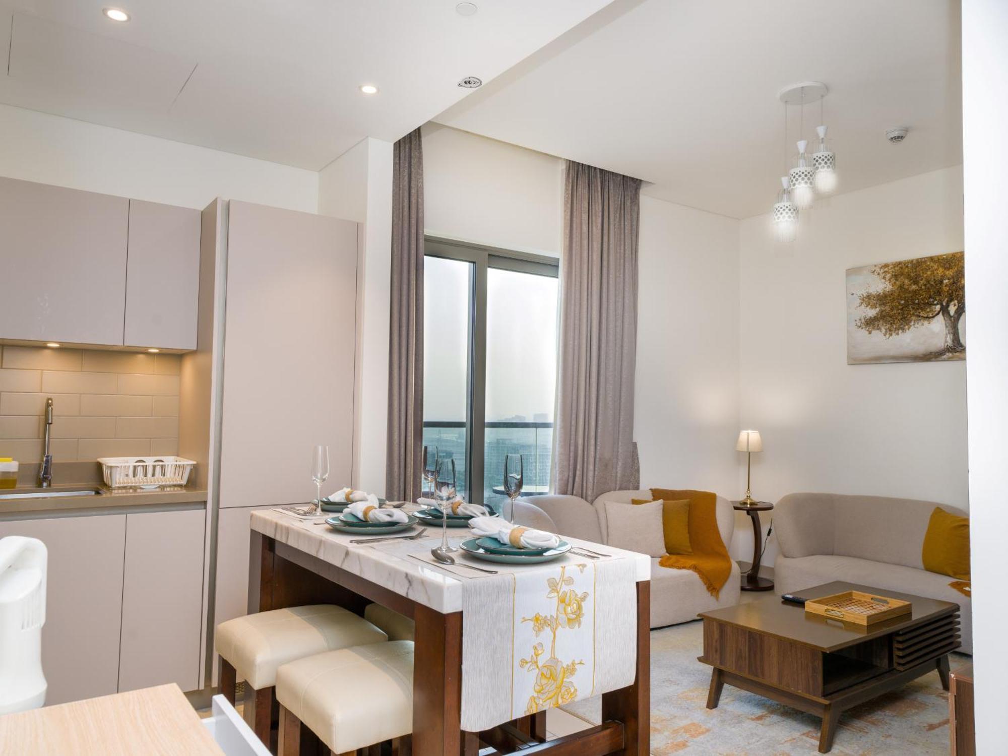 Lägenhet Easygo- Stylish 1bdr Sobha Creek Vista- Meydan Living Dubai