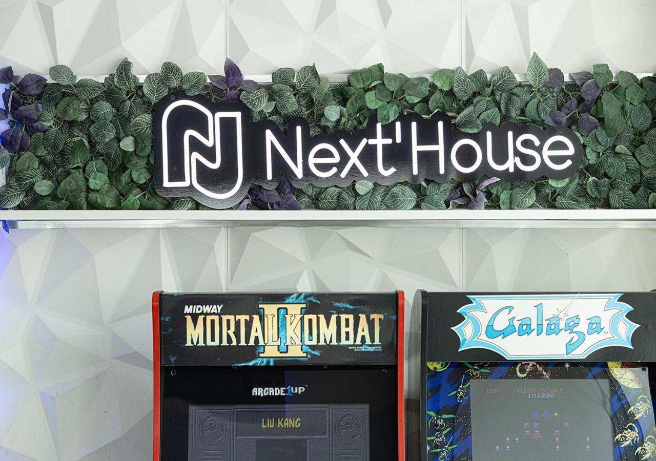 Hostal Next'house - Skyview Host *