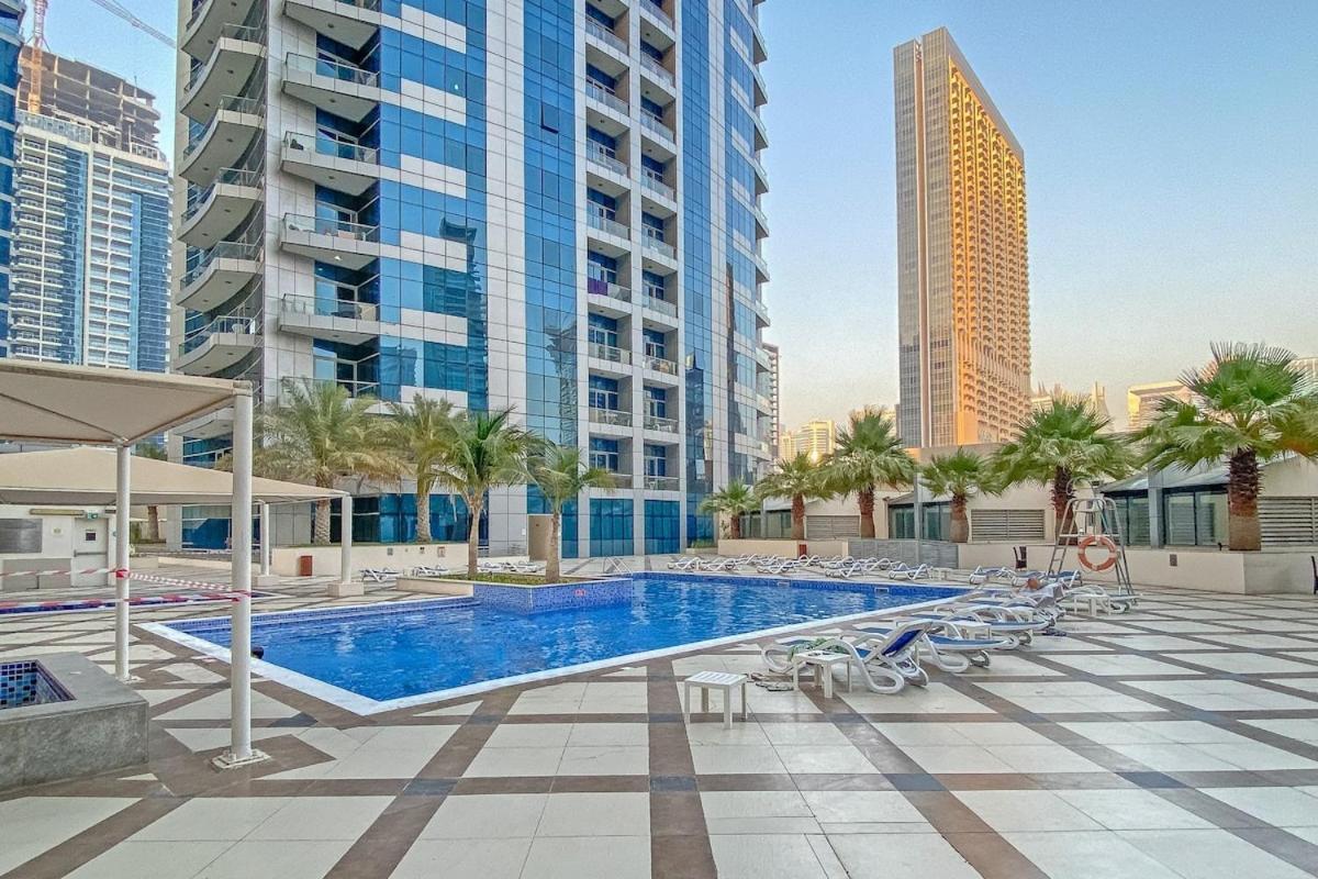 Appartement Warm And Airy 1-bedroom With Exceptional Views In Marina Dubaï