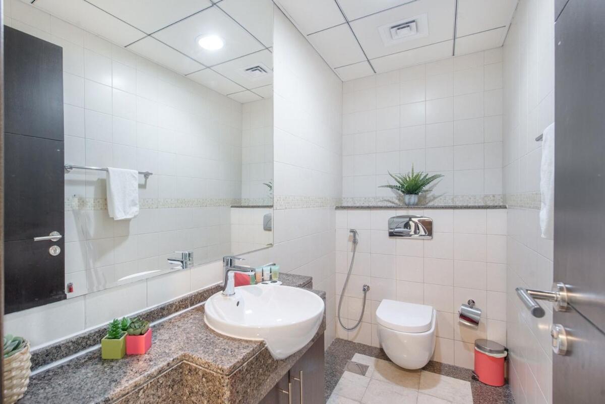 Appartement Warm And Airy 1-bedroom With Exceptional Views In Marina *