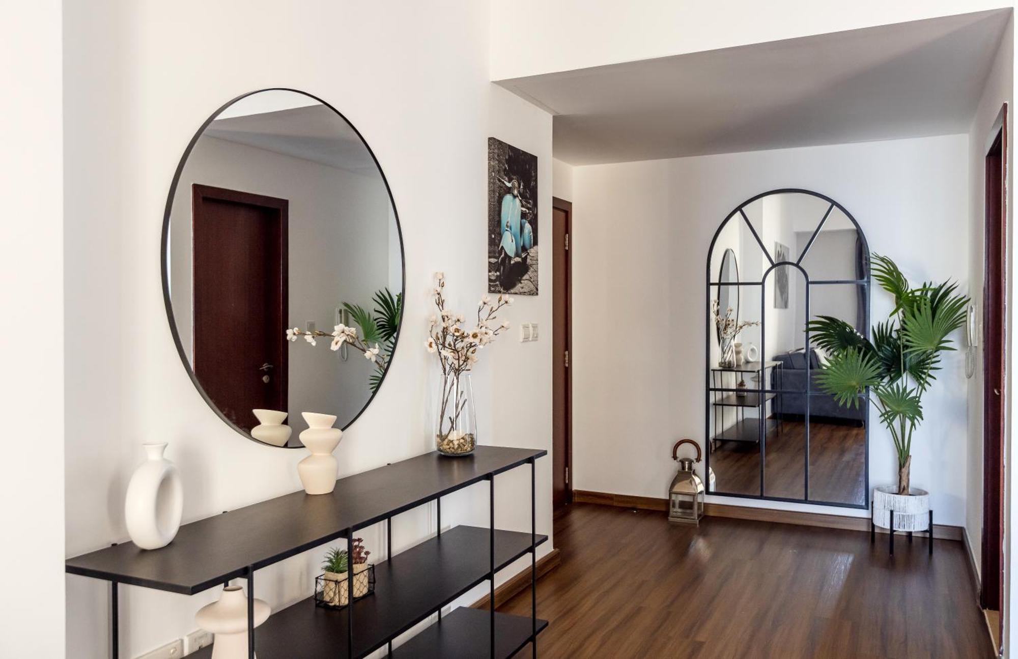 Luxury 1 Bedroom With Amazing Full Sea View! Appartement *