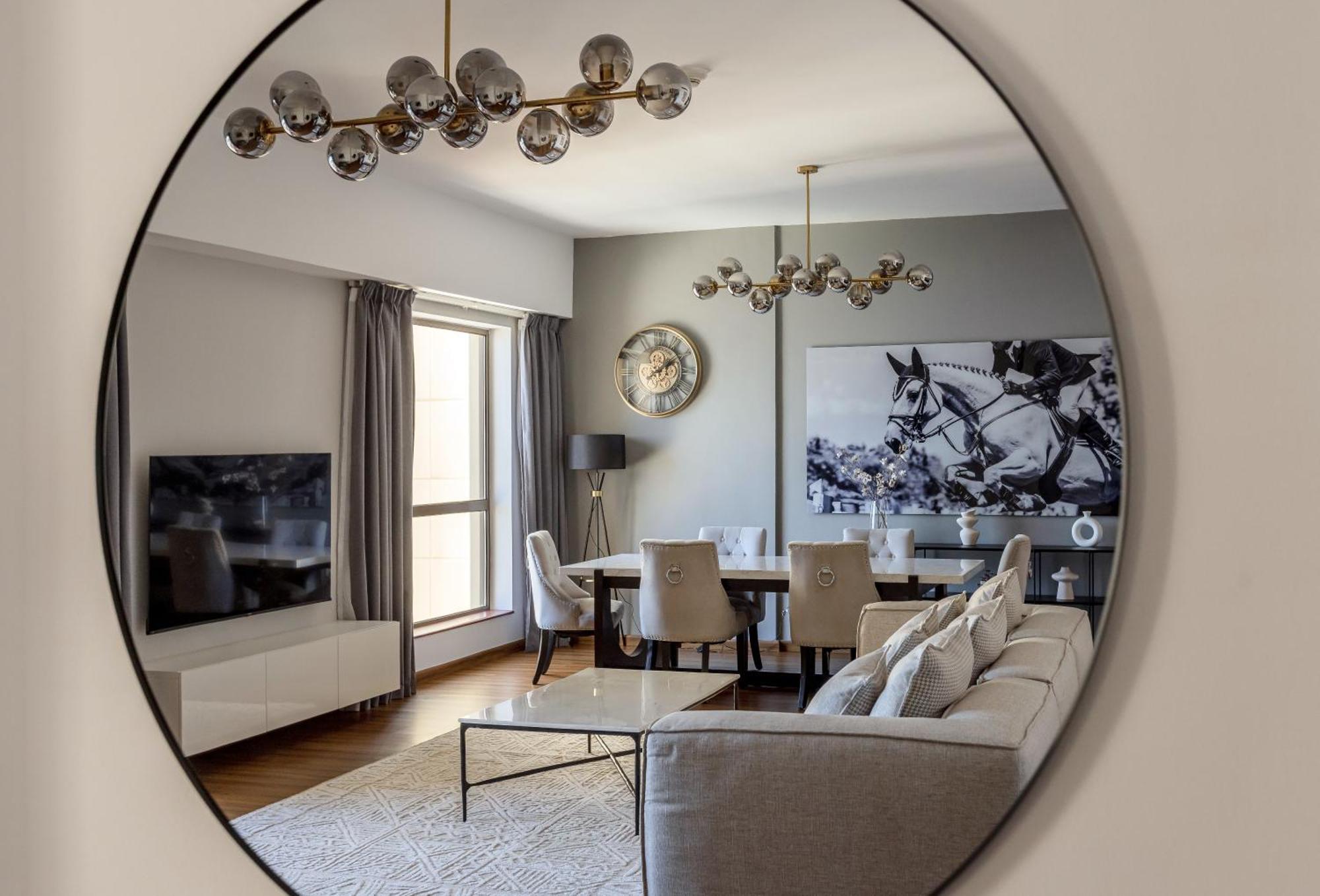 Luxury 1 Bedroom With Amazing Full Sea View! *