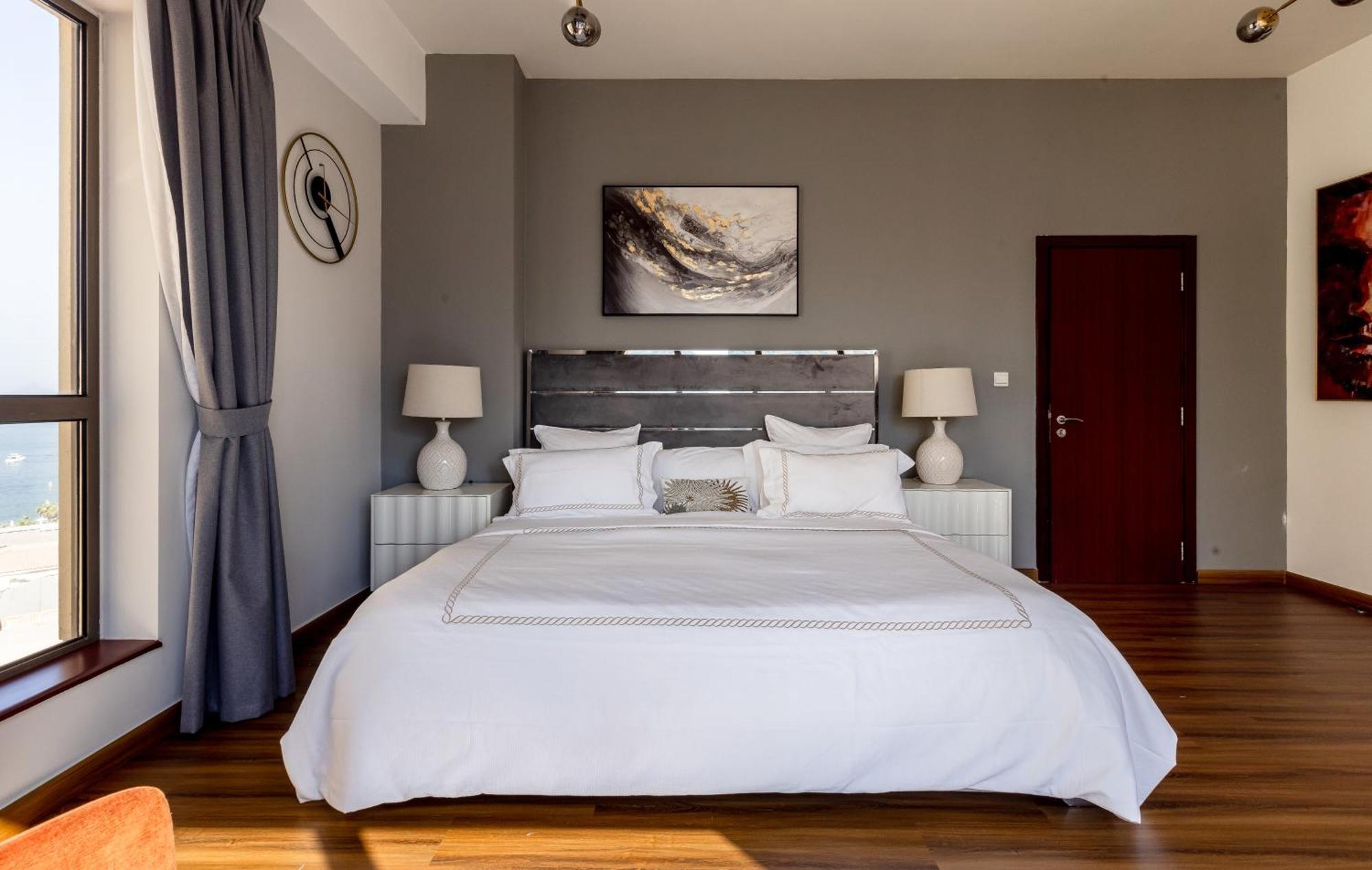 Luxury 1 Bedroom With Amazing Full Sea View! Appartement *