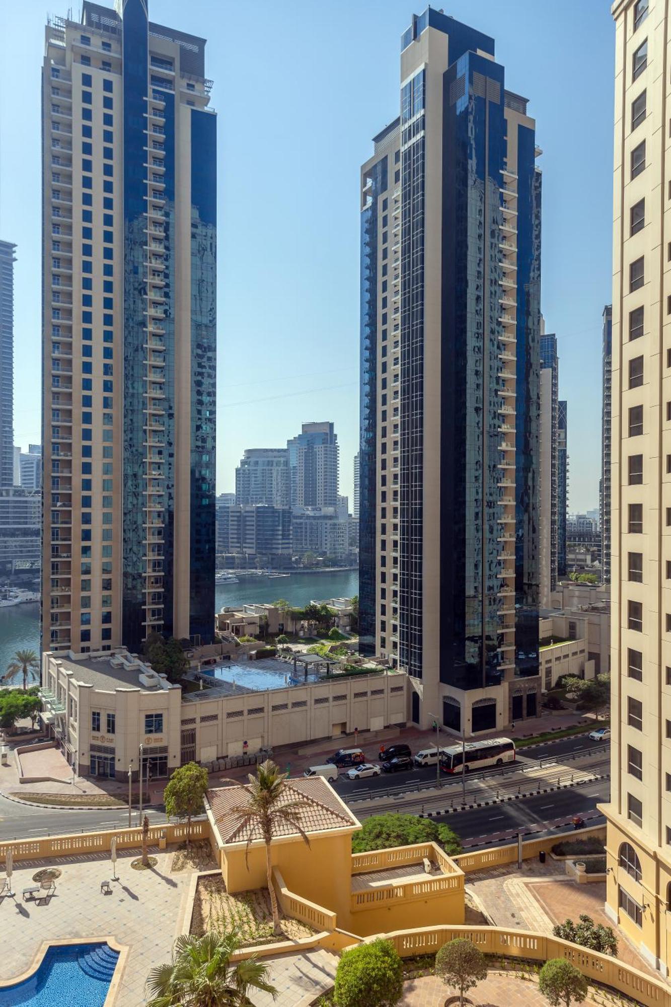 Luxury 1 Bedroom With Amazing Full Sea View! *