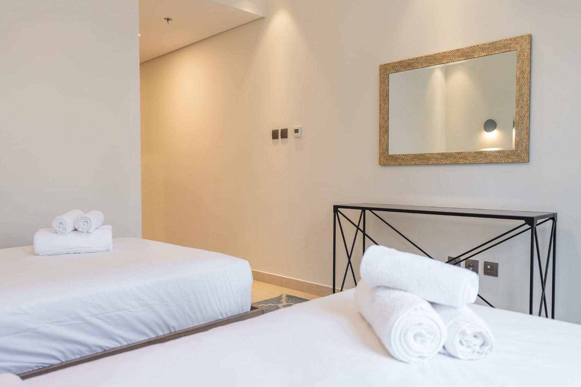 Prestigious 3-bedroom With Easy Access In Downtown