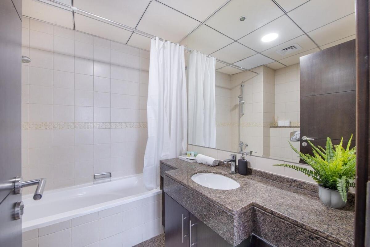 Appartement Warm And Airy 1-bedroom With Exceptional Views In Marina *