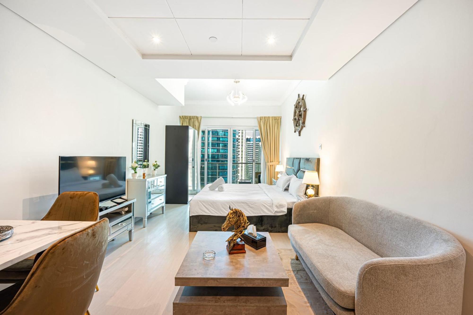 Splendid Close To Jbr Appartement