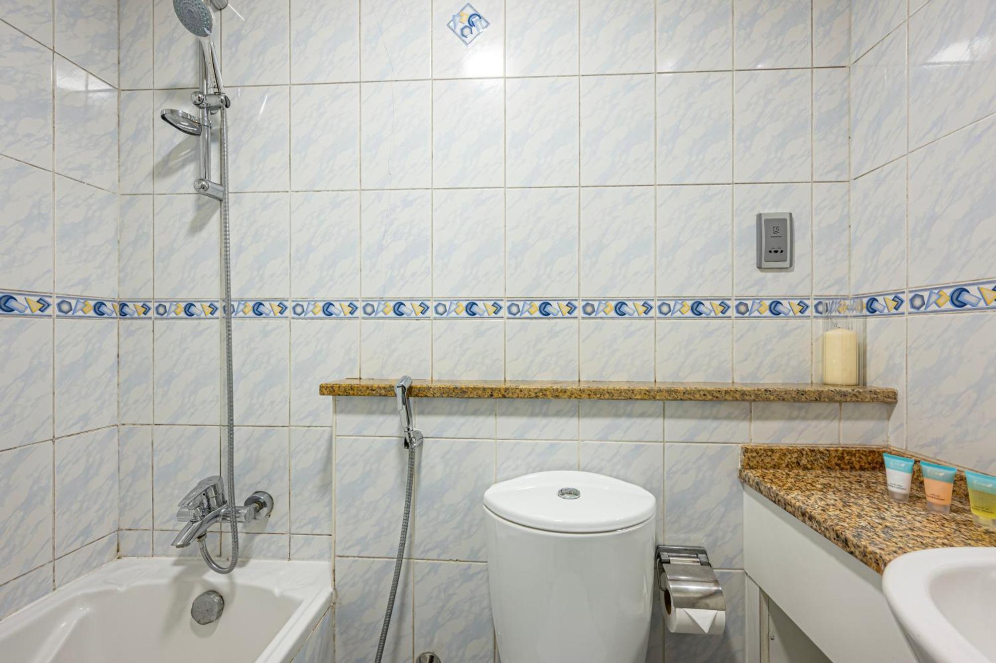 Appartement Splendid Close To Jbr *