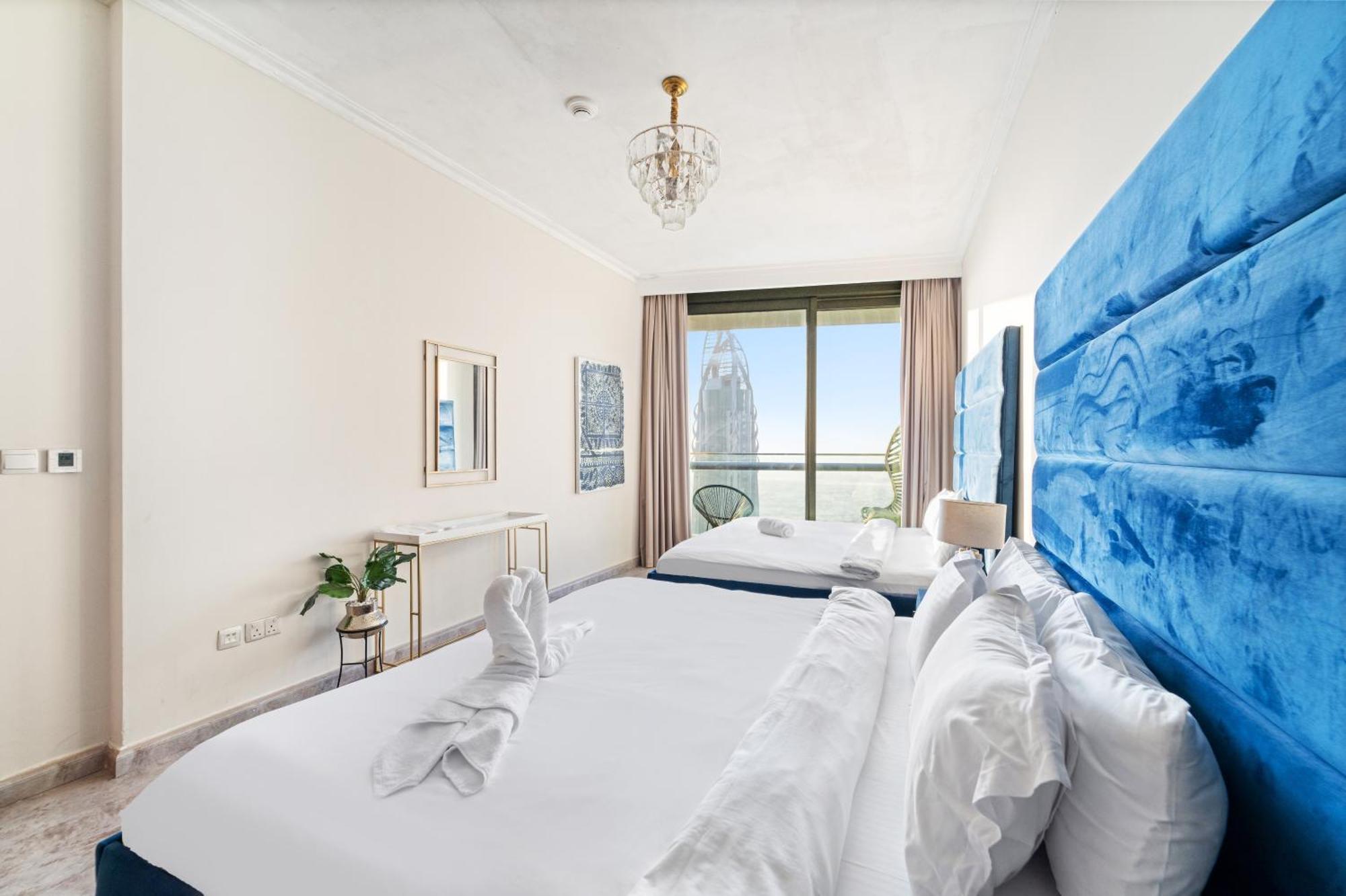 First Class 2br With Full Skyline & Sea View Apartament