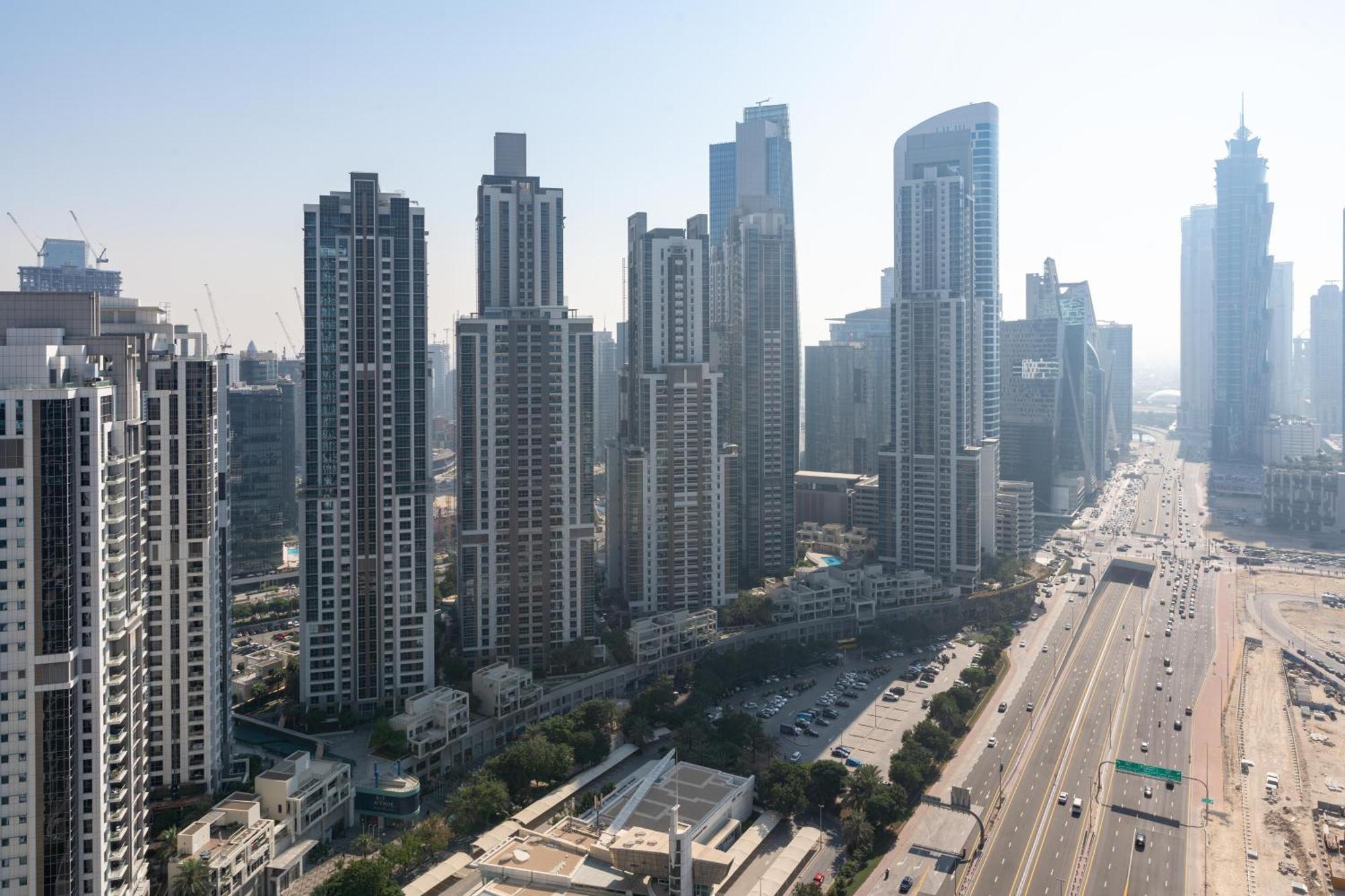 Apartemen Infinity Pool & Burj Khalifa View L Luxe Paramount Dubai