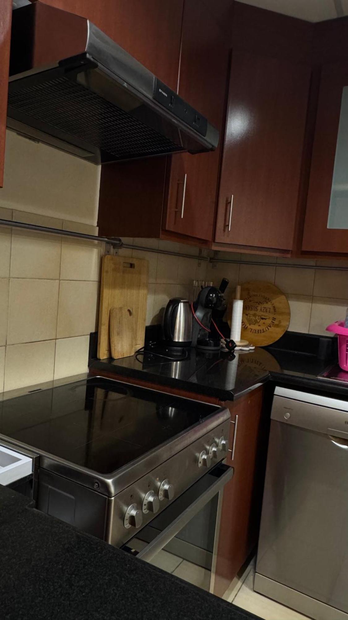 Hostal Pool View Executive Near Jbr Walk, Sadaf 1,2