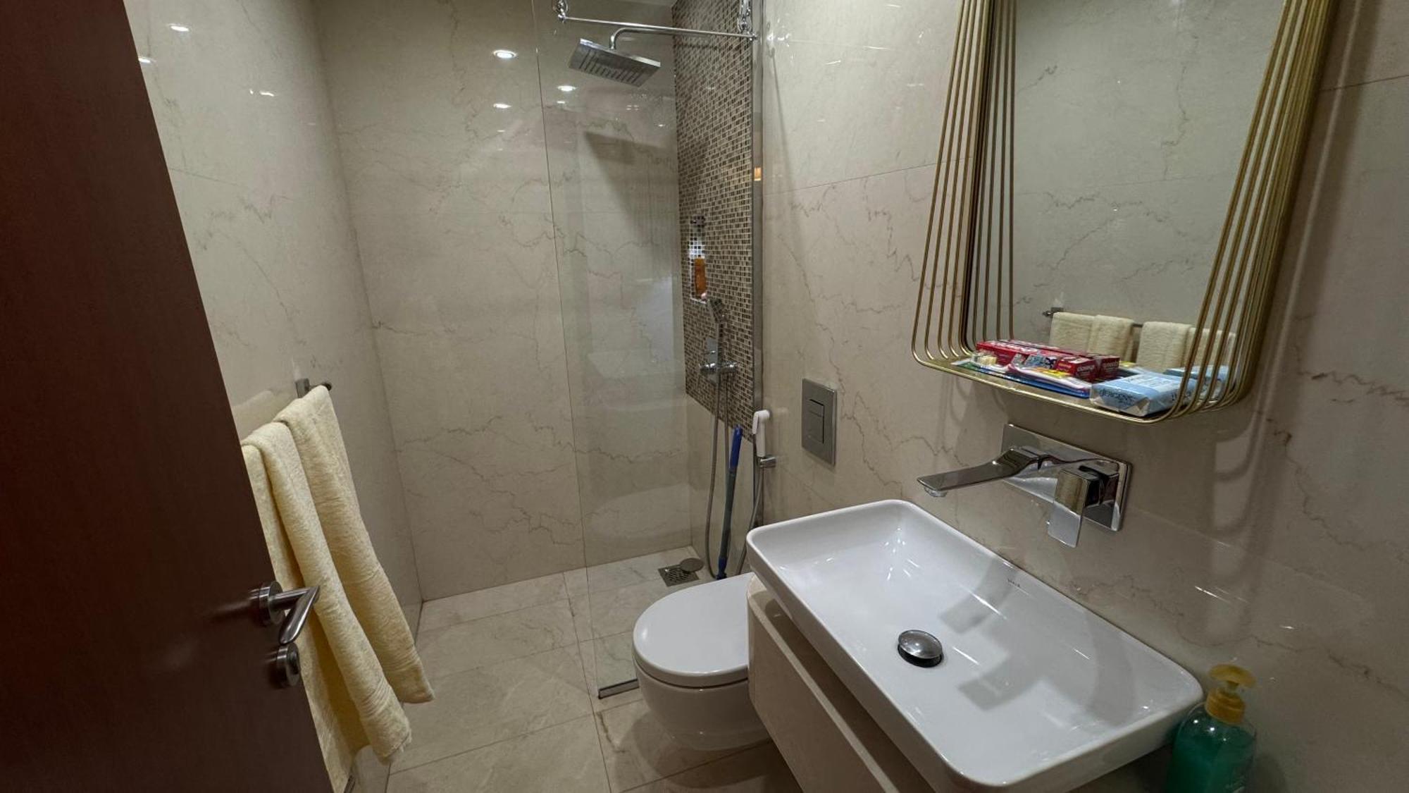 Pool View Executive Near Jbr Walk, Sadaf 1,2 Hostal *
