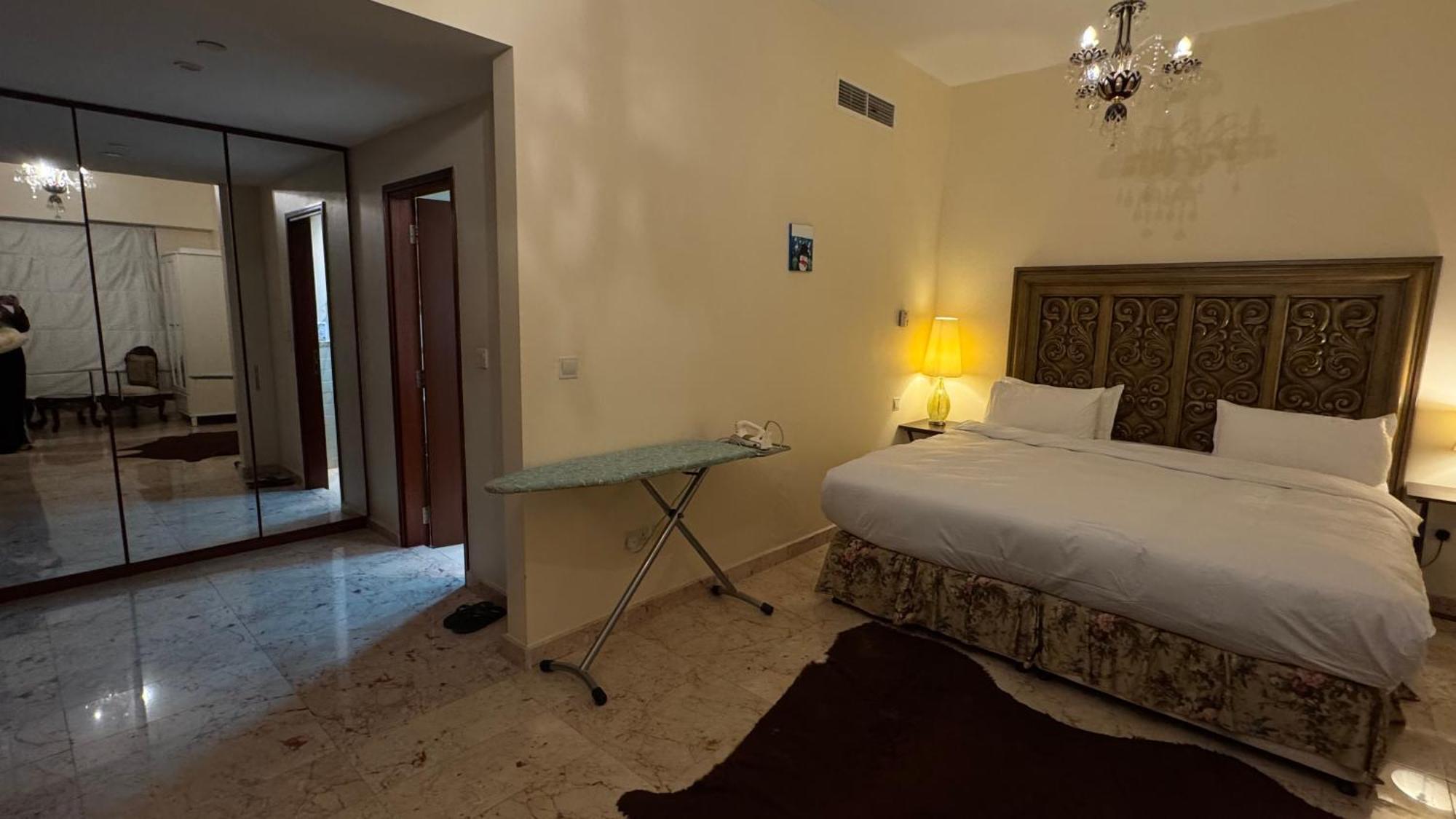 Pool View Executive Near Jbr Walk, Sadaf 1,2 * Dubái
